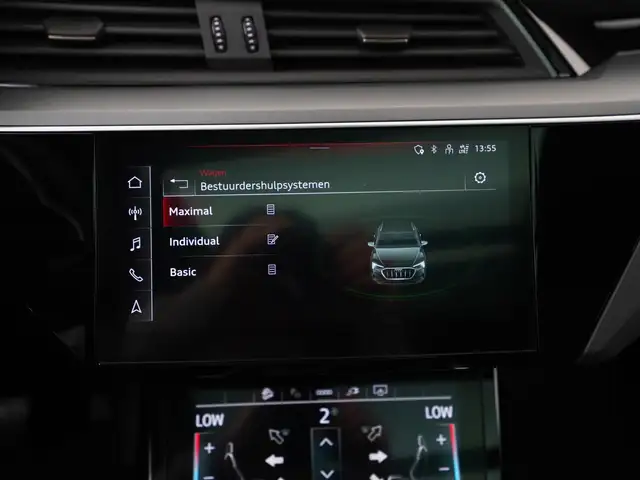 Audi E-Tron view 23