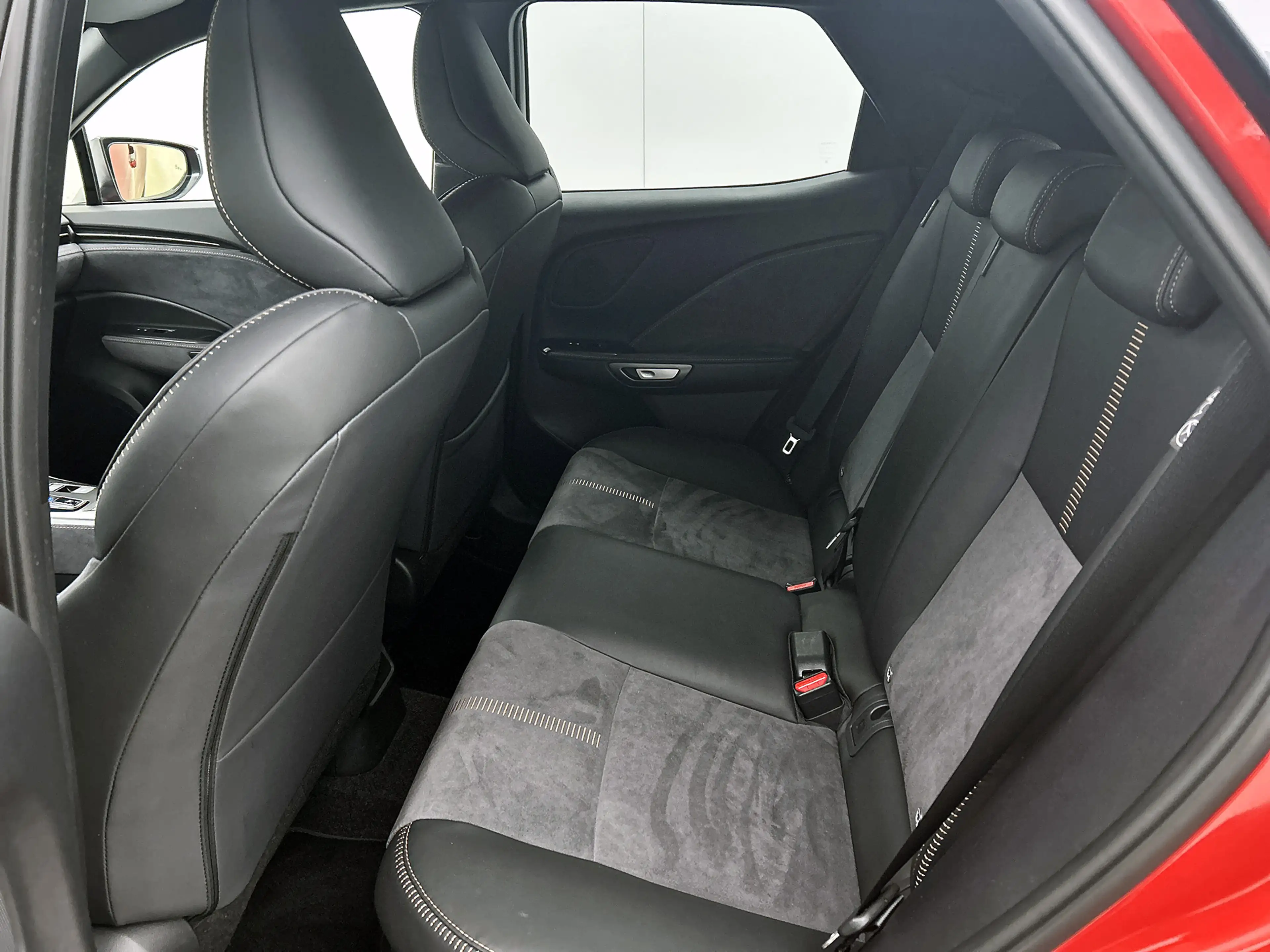 Lexus LBX Cool 2WD | Sensoren V+A | Blindspot | Stuur-Stoelv — photo 15