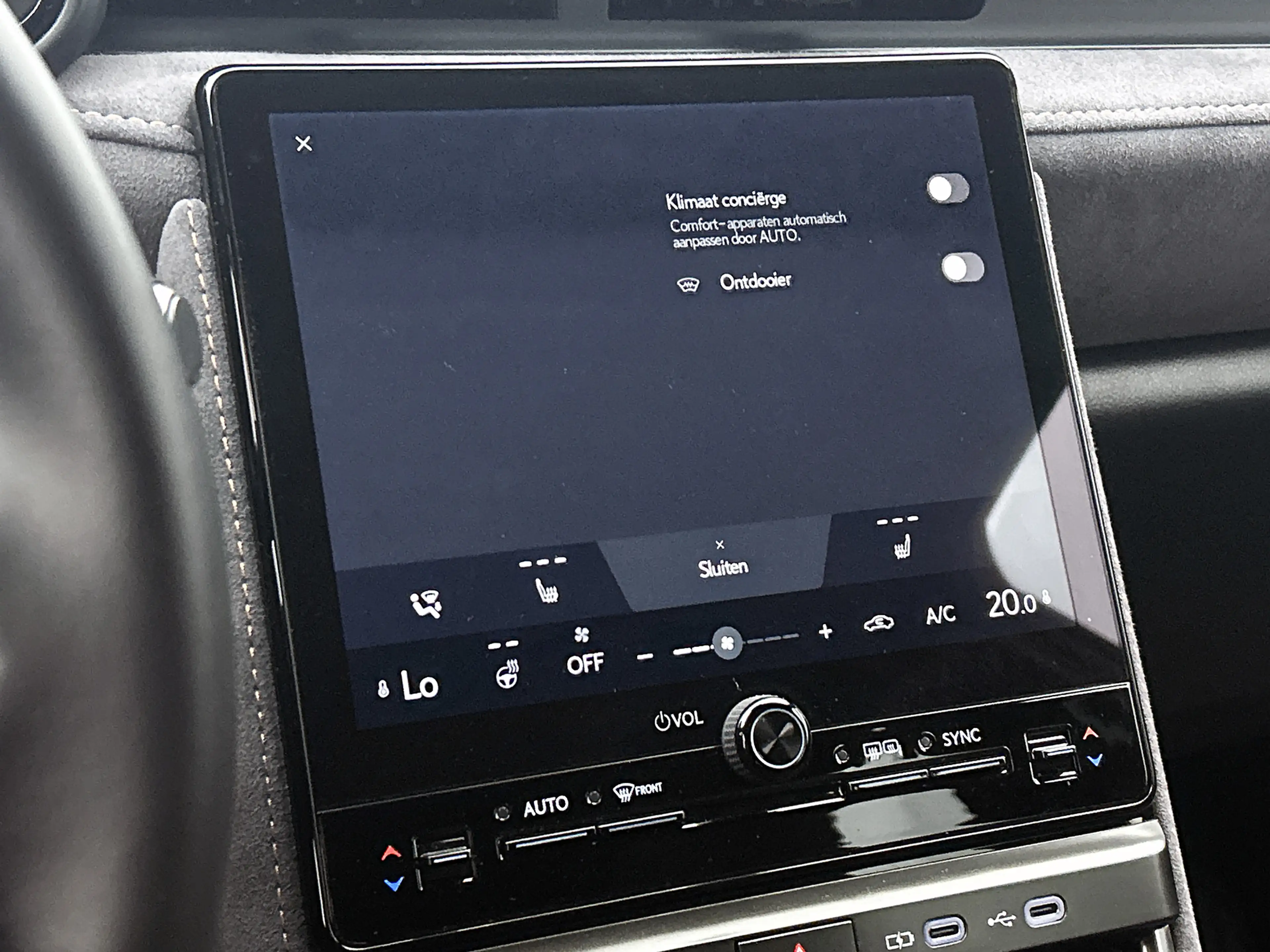 Lexus LBX Cool 2WD | Sensoren V+A | Blindspot | Stuur-Stoelv — photo 8