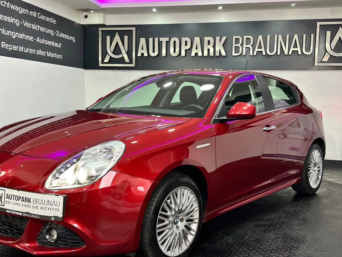 Alfa Romeo Giulietta 1.4 TB Turismo Distinctive *WENIG-KM*1.BESITZ* Rosso - 2