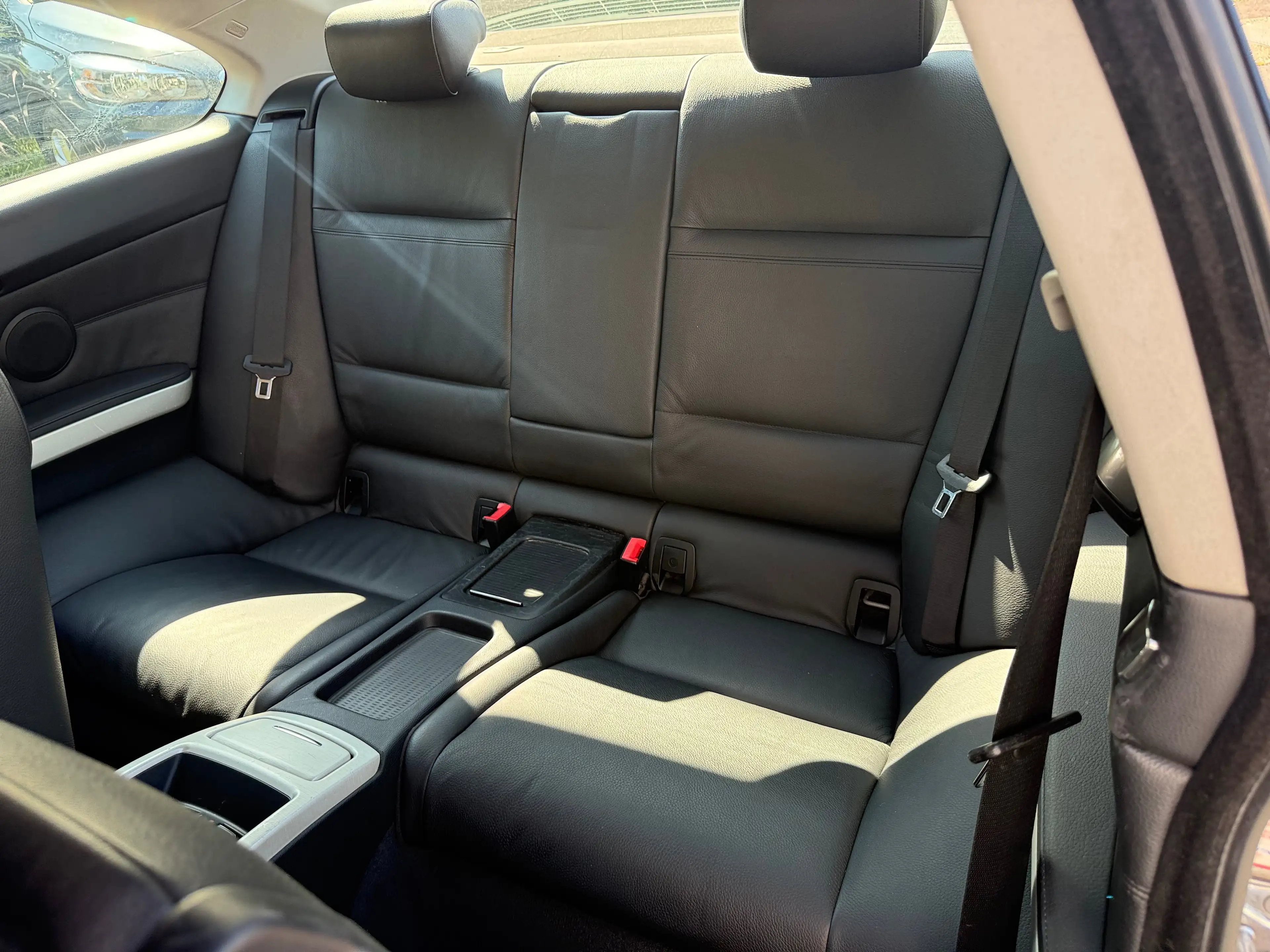 BMW 330 330 i Coupe Automatik 272PS Motor N52K Serviceheft gepflegt Leder Navigation Xenon — photo 12