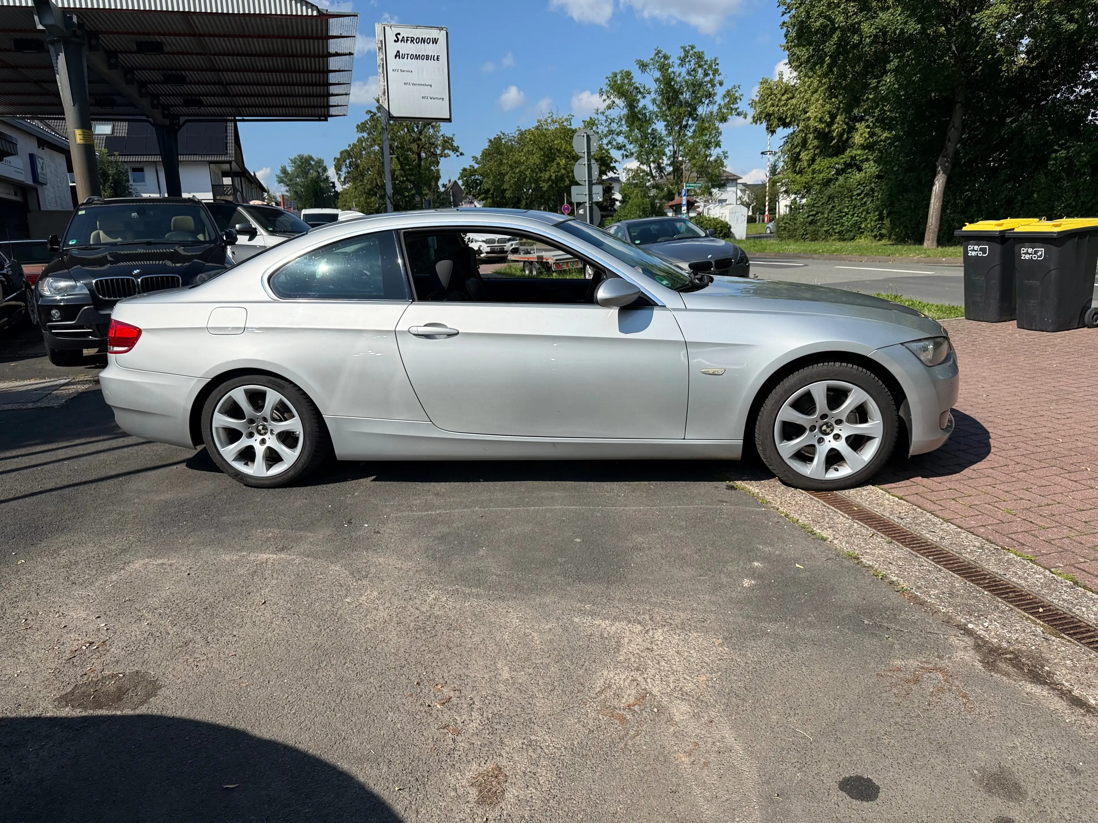 BMW 330 330 i Coupe Automatik 272PS Motor N52K Serviceheft gepflegt Leder Navigation Xenon — photo 4