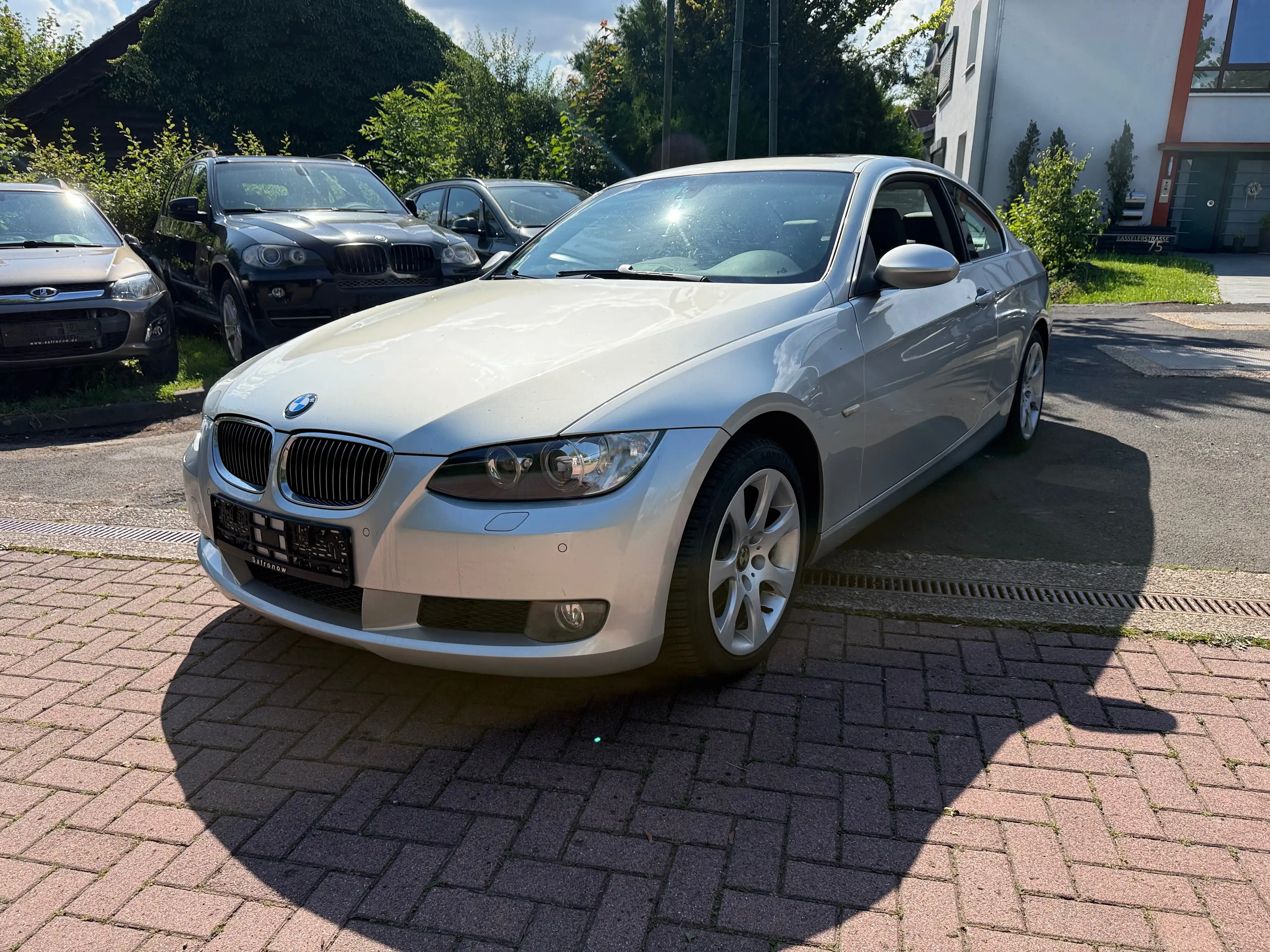 BMW 330 330 i Coupe Automatik 272PS Motor N52K Serviceheft gepflegt Leder Navigation Xenon