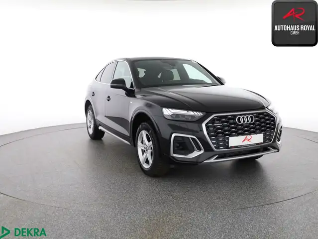 Audi Q5 view 6
