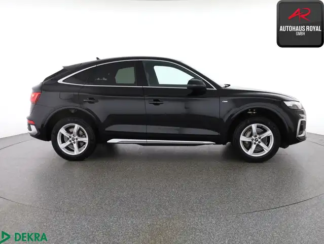 Audi Q5 view 5