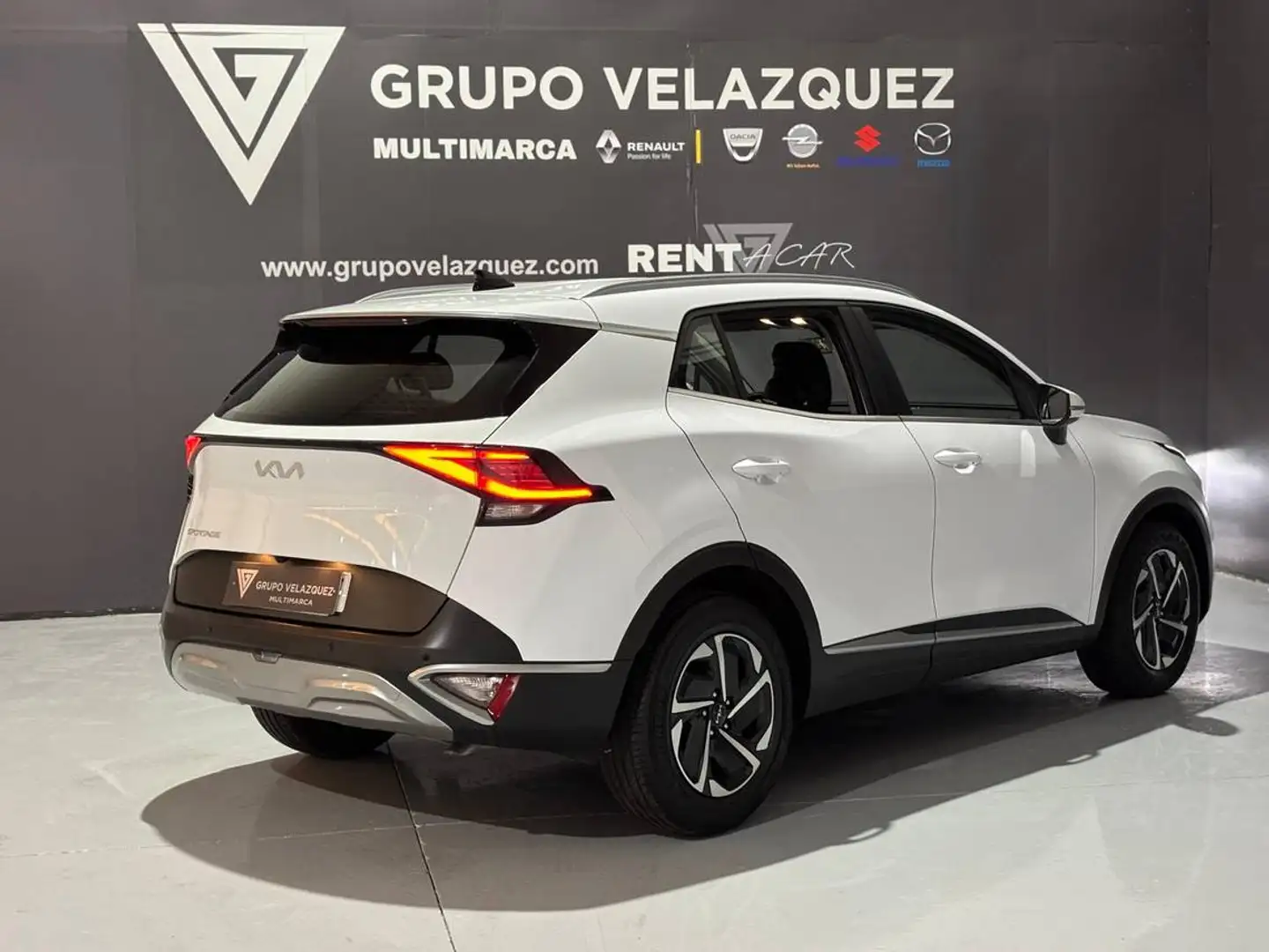 Kia Sportage 1.6 T-GDi Drive 150 Blanc - 2