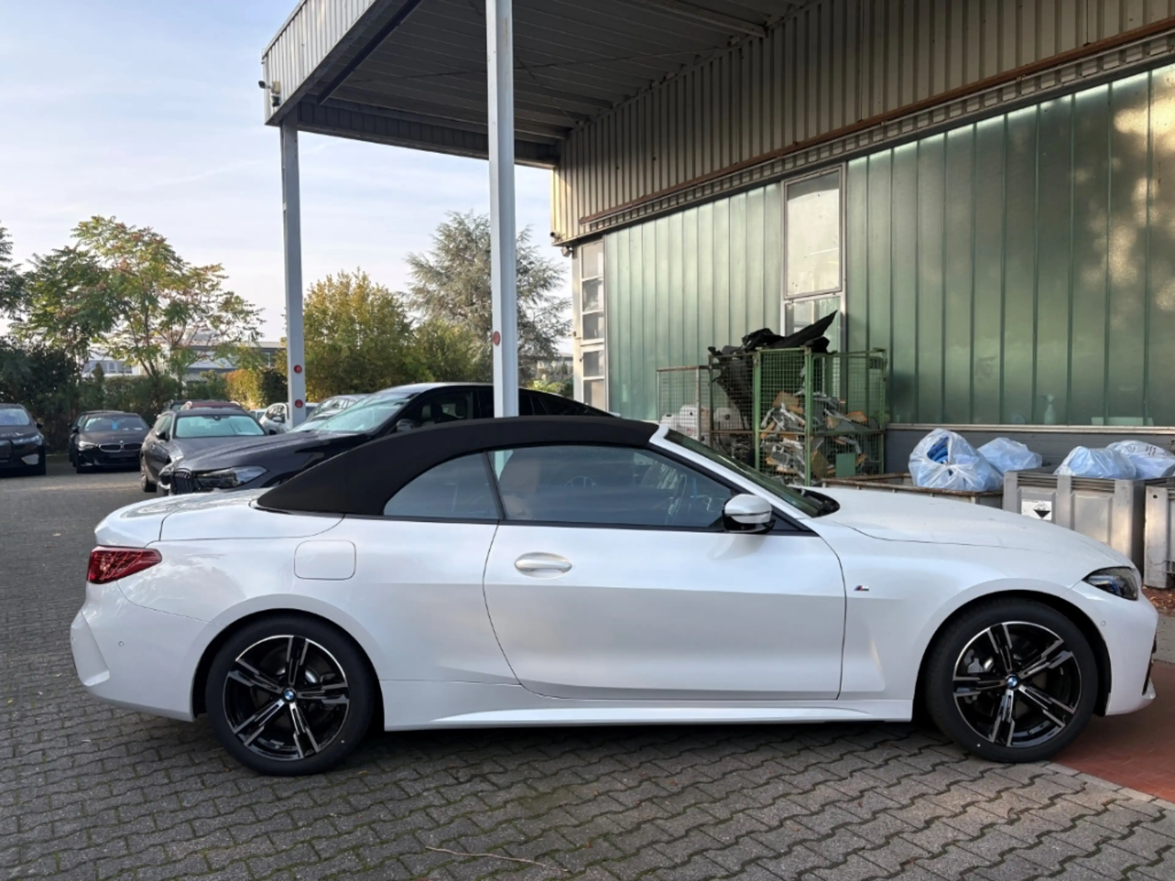 BMW 430 i xDrive Cabrio Sportpaket HUD AD AHK-klappbar Nav — photo 3