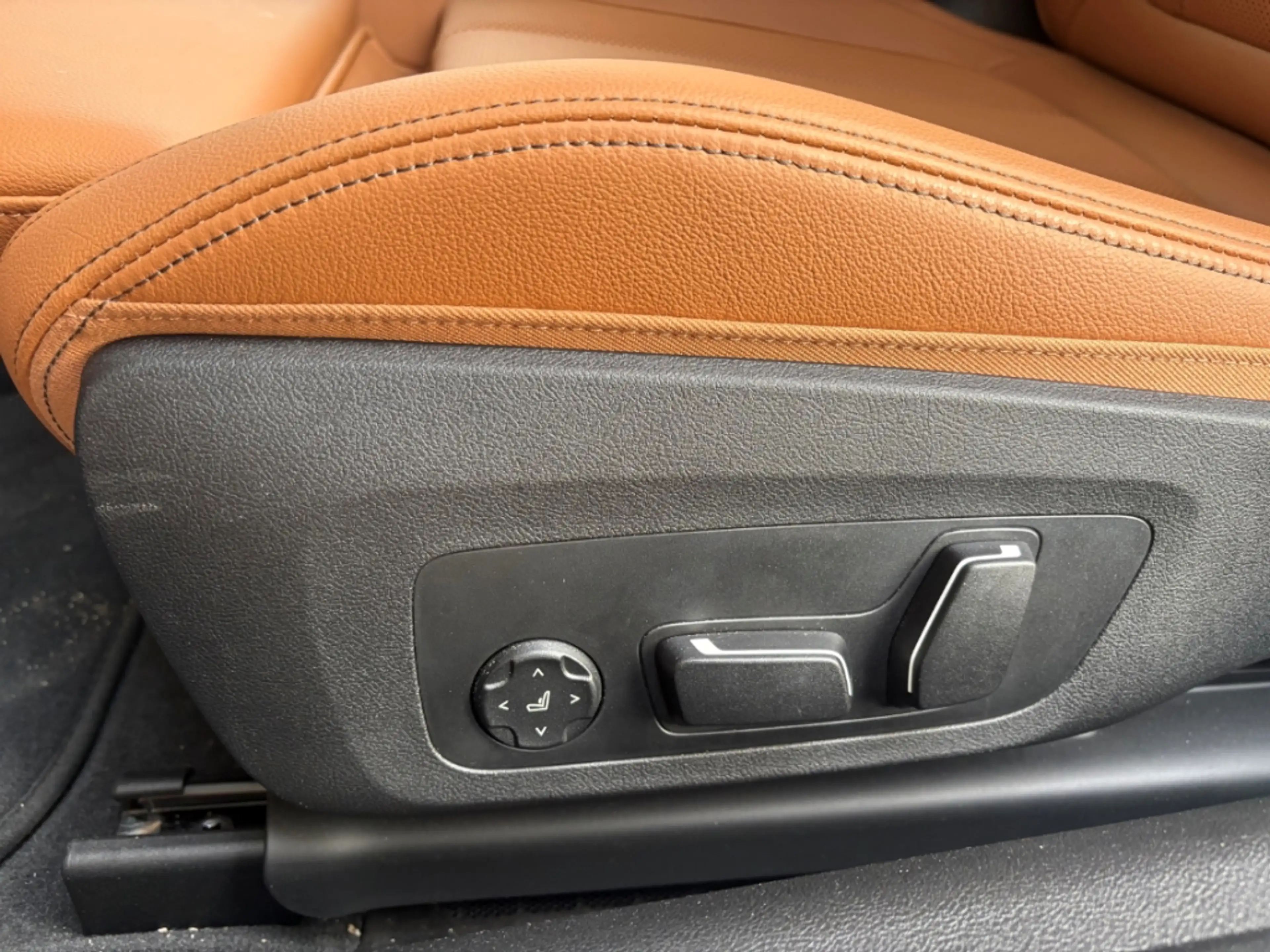 BMW 430 i xDrive Cabrio Sportpaket HUD AD AHK-klappbar Nav — photo 8