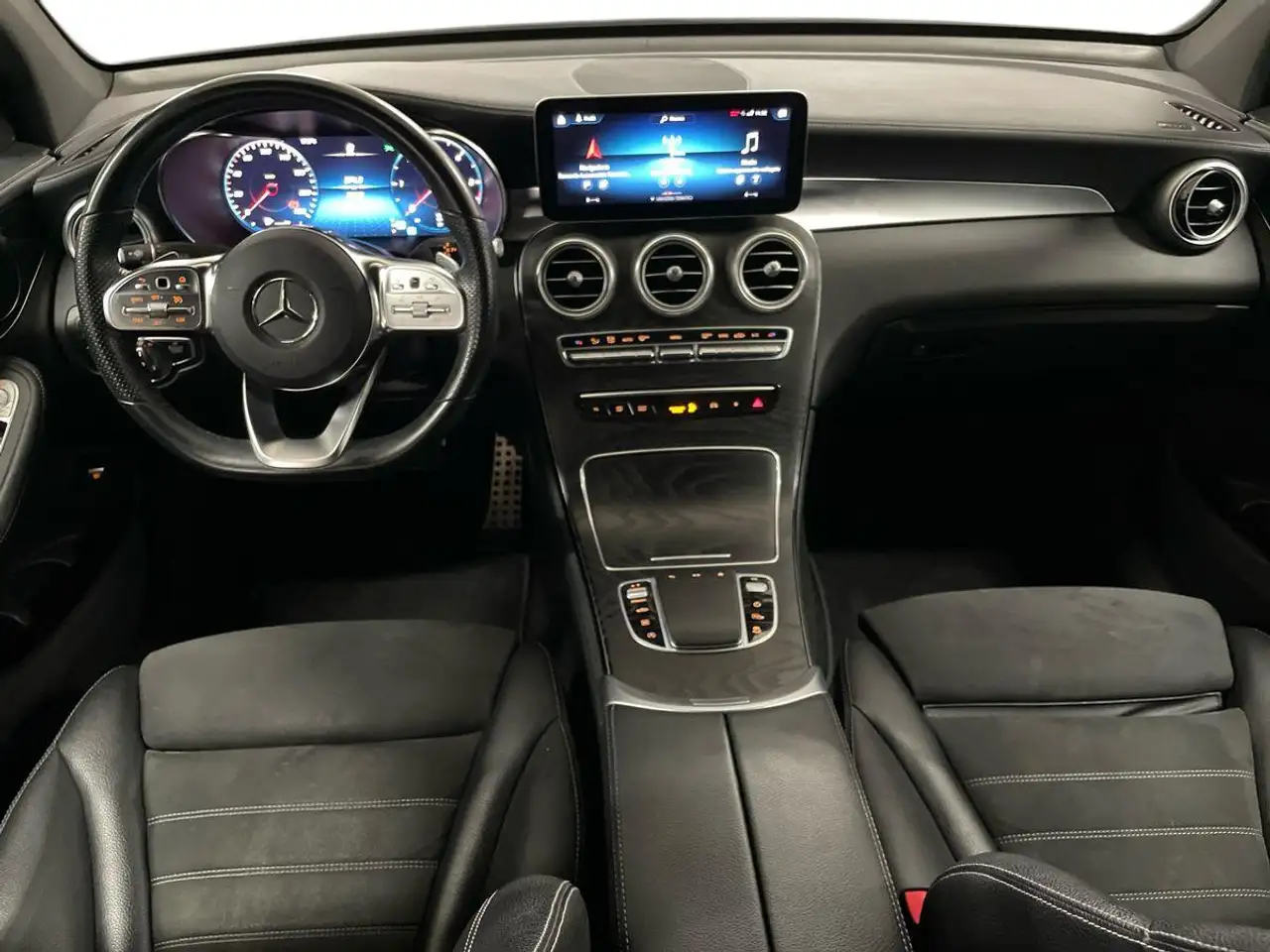 Mercedes-Benz GLC 220 - GLC Coupe 220 d Premium 4matic auto 10
