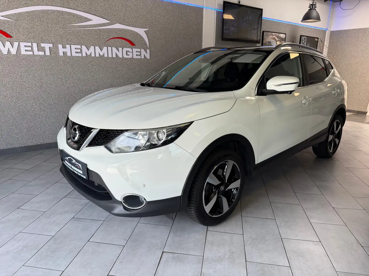 Nissan Qashqai 1.2 N-Connecta*12M.Garantie*Finanzierung* Wit - 1