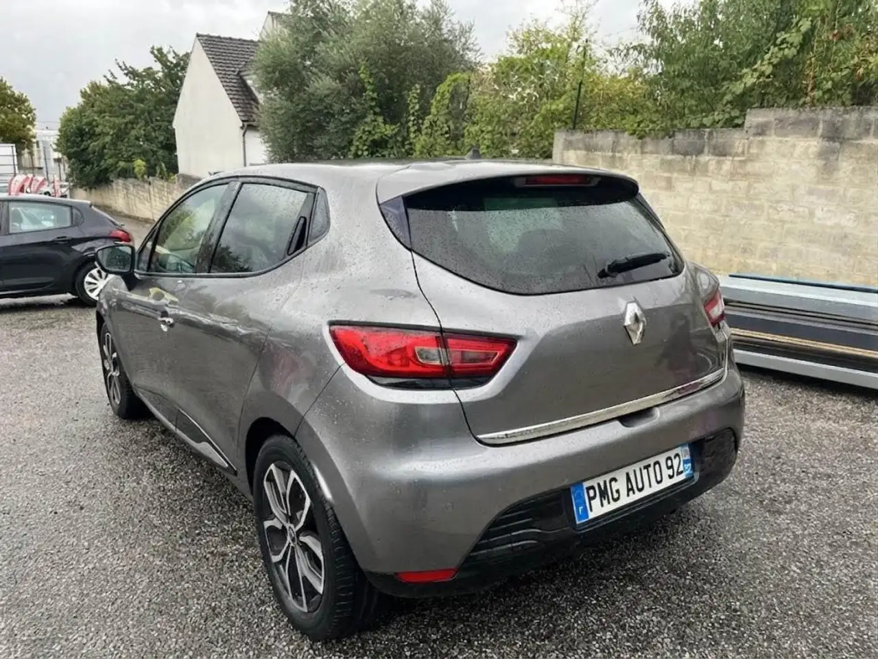 Renault Clio Citadine 5 portes — photo 3