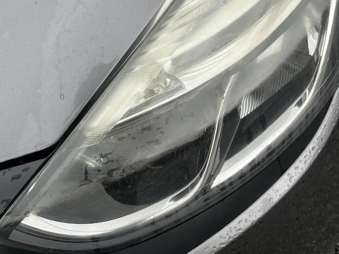 Renault Clio Citadine 5 portes — photo 18