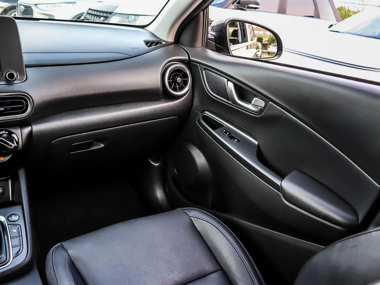 Hyundai KONA photo Hyundai KONA