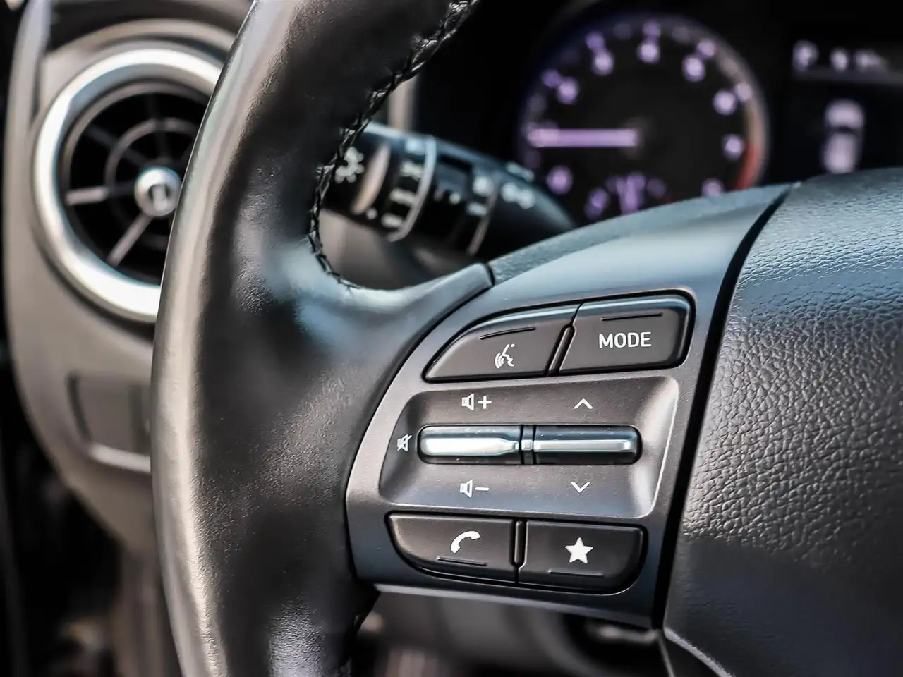 Hyundai KONA photo Hyundai KONA