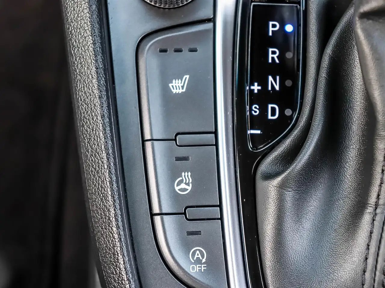 Hyundai KONA photo Hyundai KONA