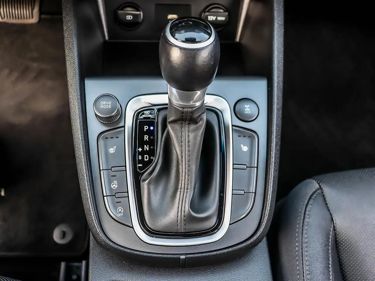 Hyundai KONA photo Hyundai KONA