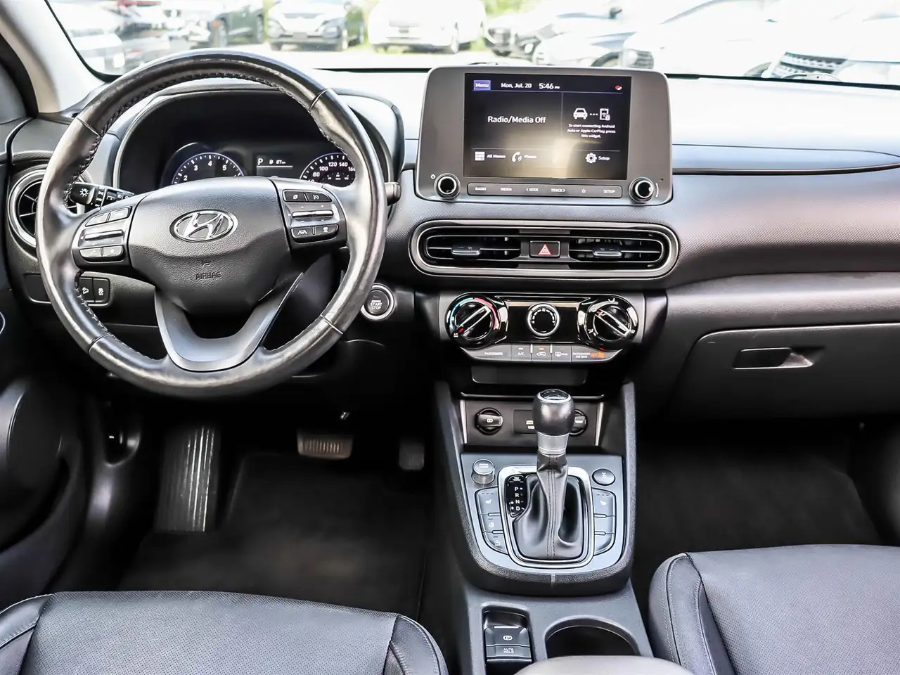 Hyundai KONA photo Hyundai KONA