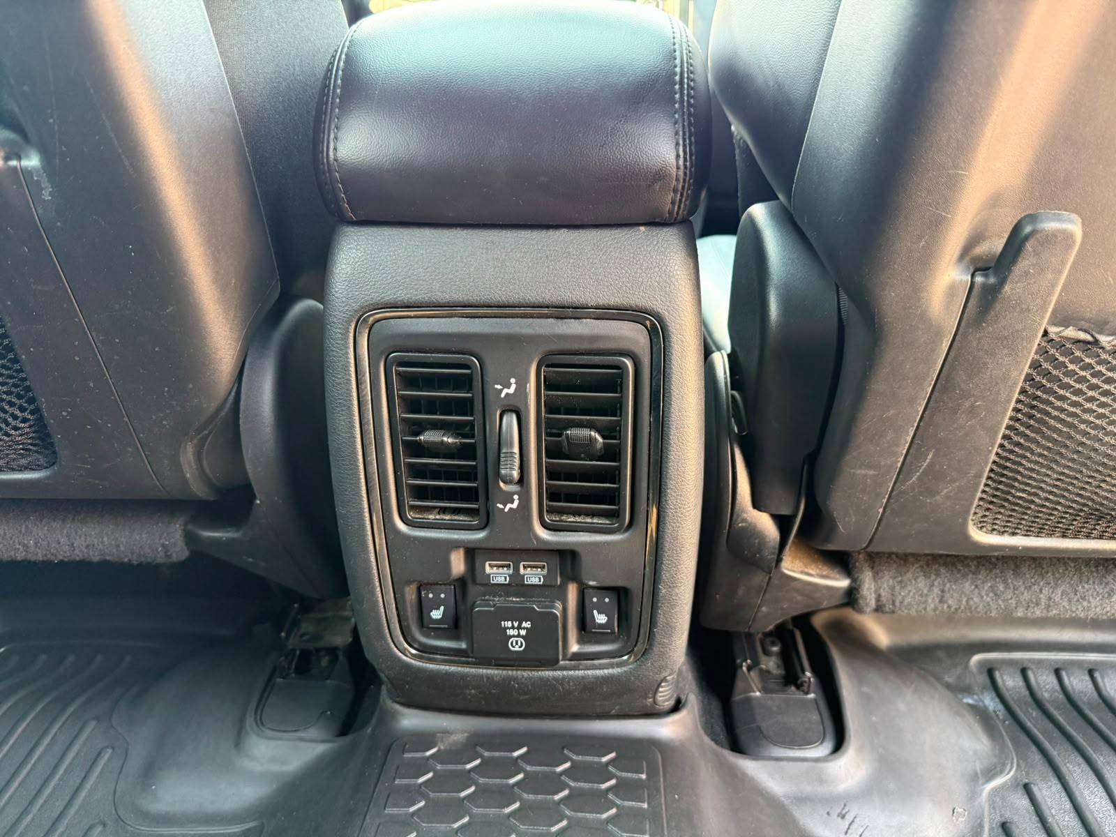 2019 Dodge Durango — view 12