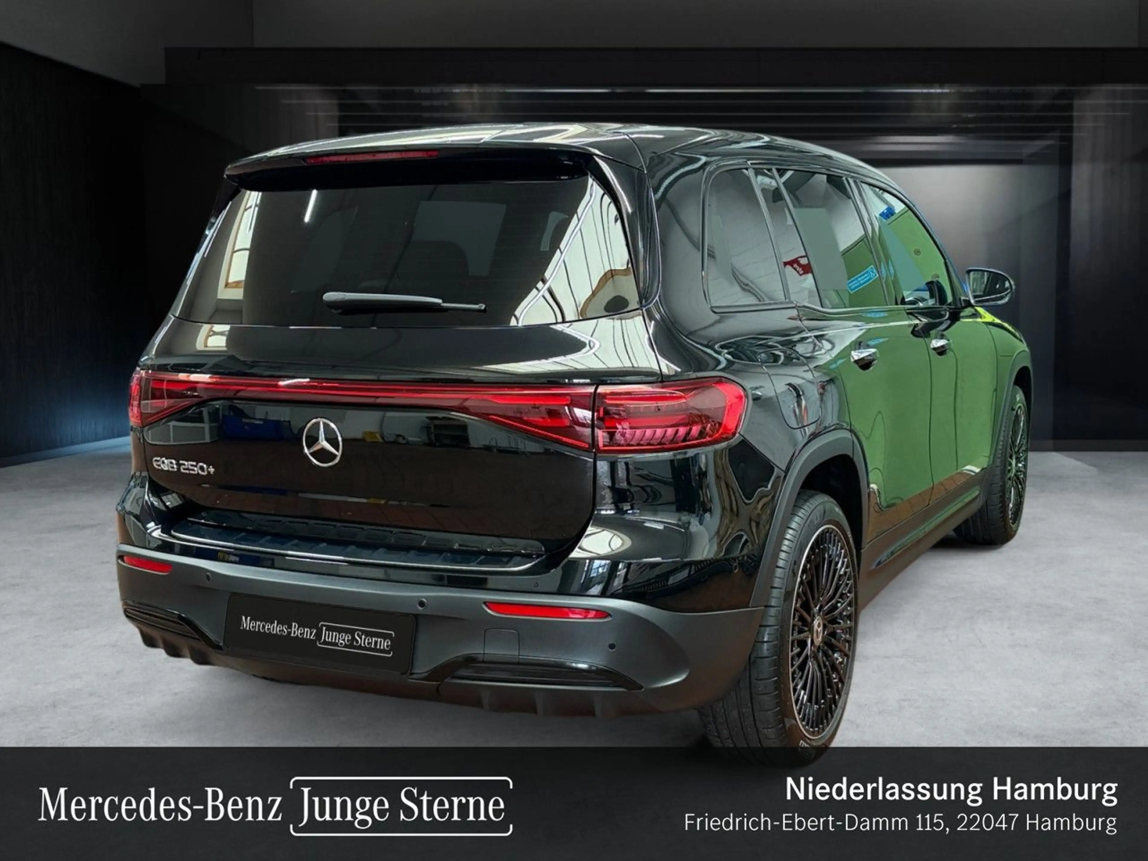 Mercedes-Benz EQB 250 AMG+NIGHT+PLUS-PAKET+AHK+KAMERA+BURMESTER — photo 5
