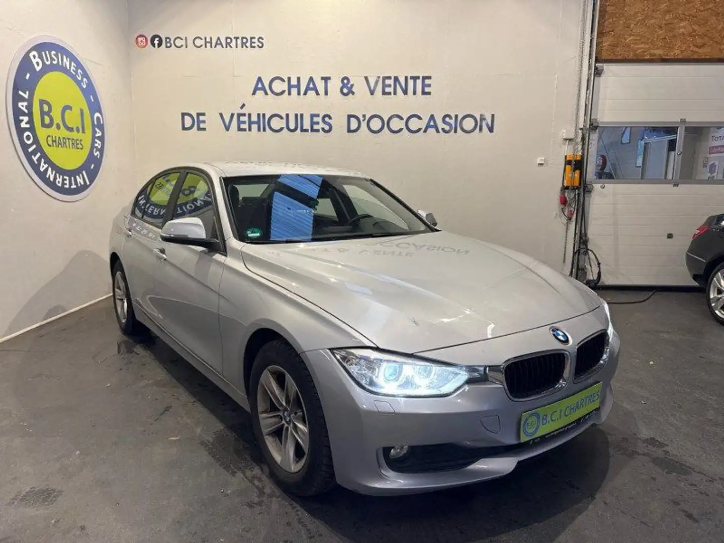 BMW 316 SERIE (F30) 316I 136CH LOUNGE Grigio - 2