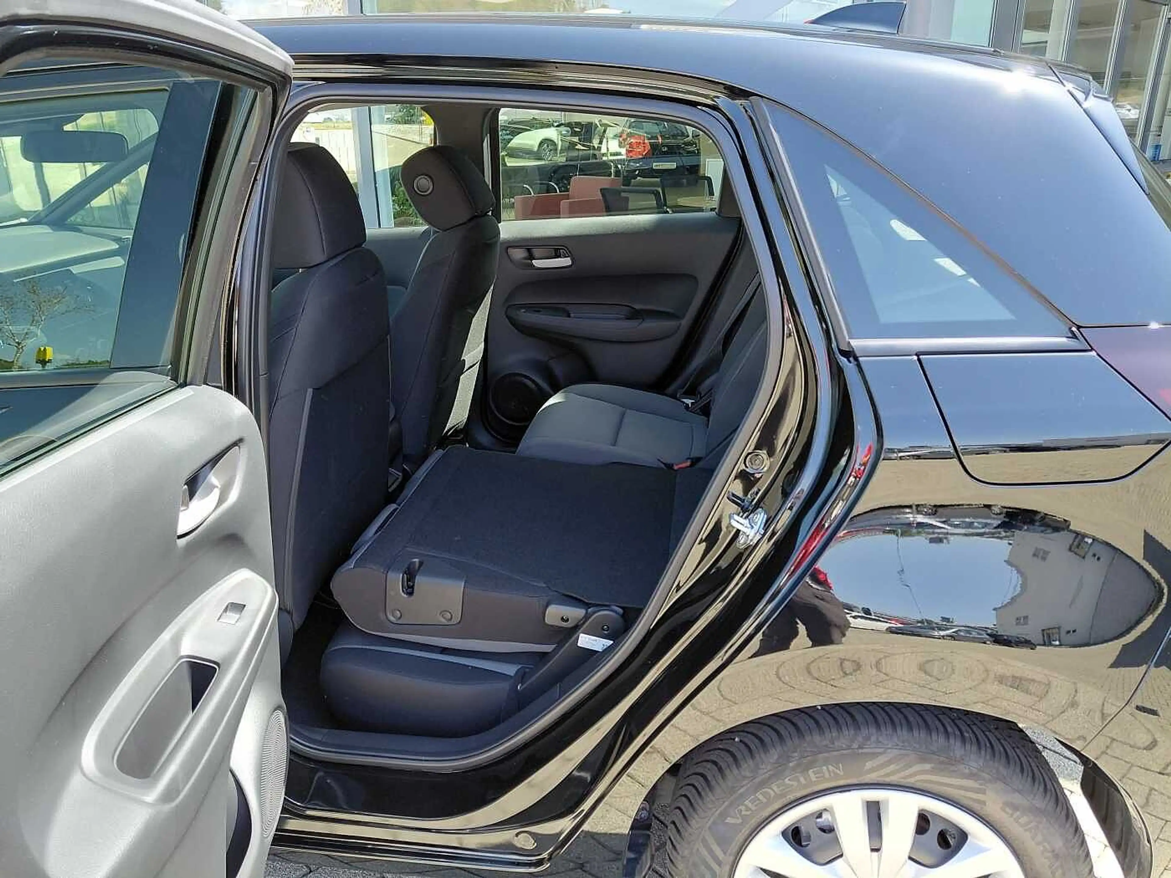 Honda Jazz Hybrid 1.5 i-MMD e-CVT Comfort — photo 11