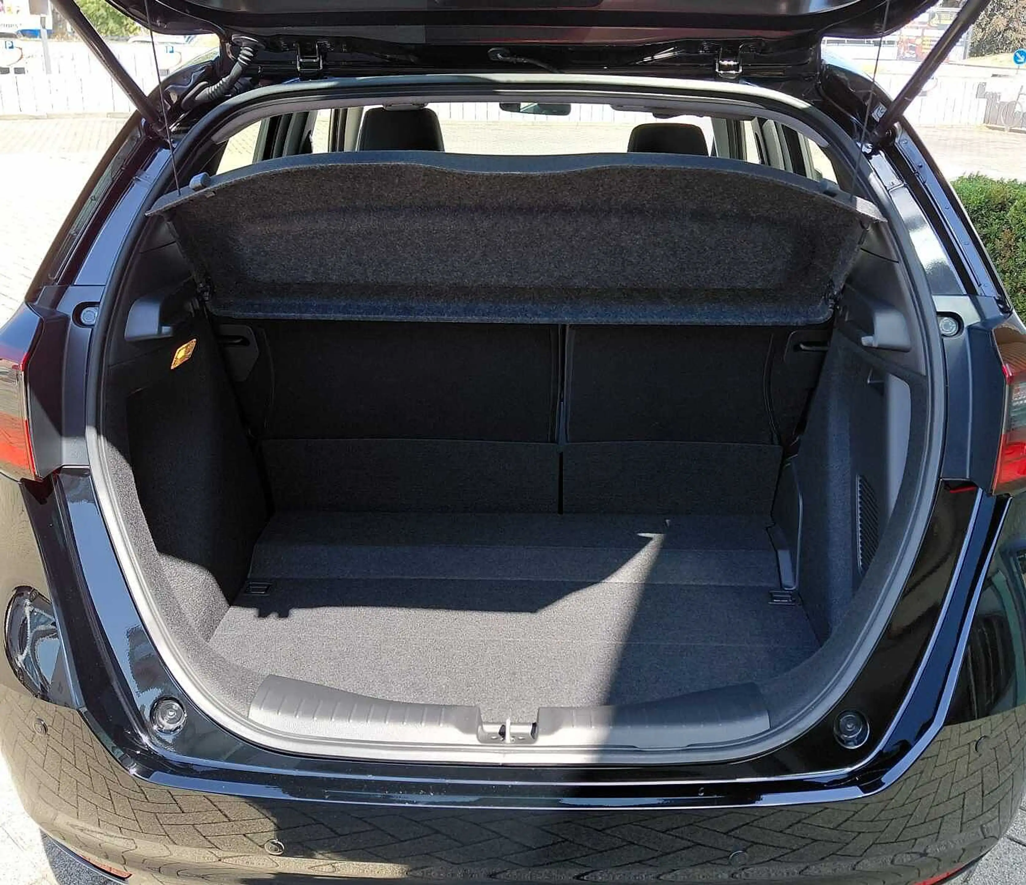 Honda Jazz Hybrid 1.5 i-MMD e-CVT Comfort — photo 6