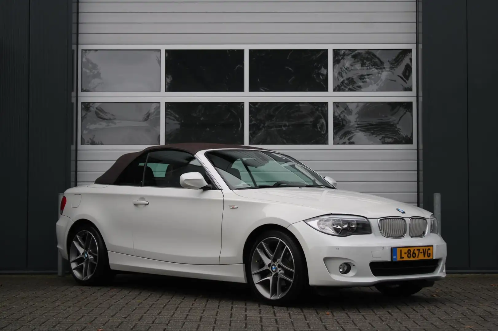 BMW 118 1-serie Cabrio 118i Exclusive Edition 143pk Airco/ Wit - 1