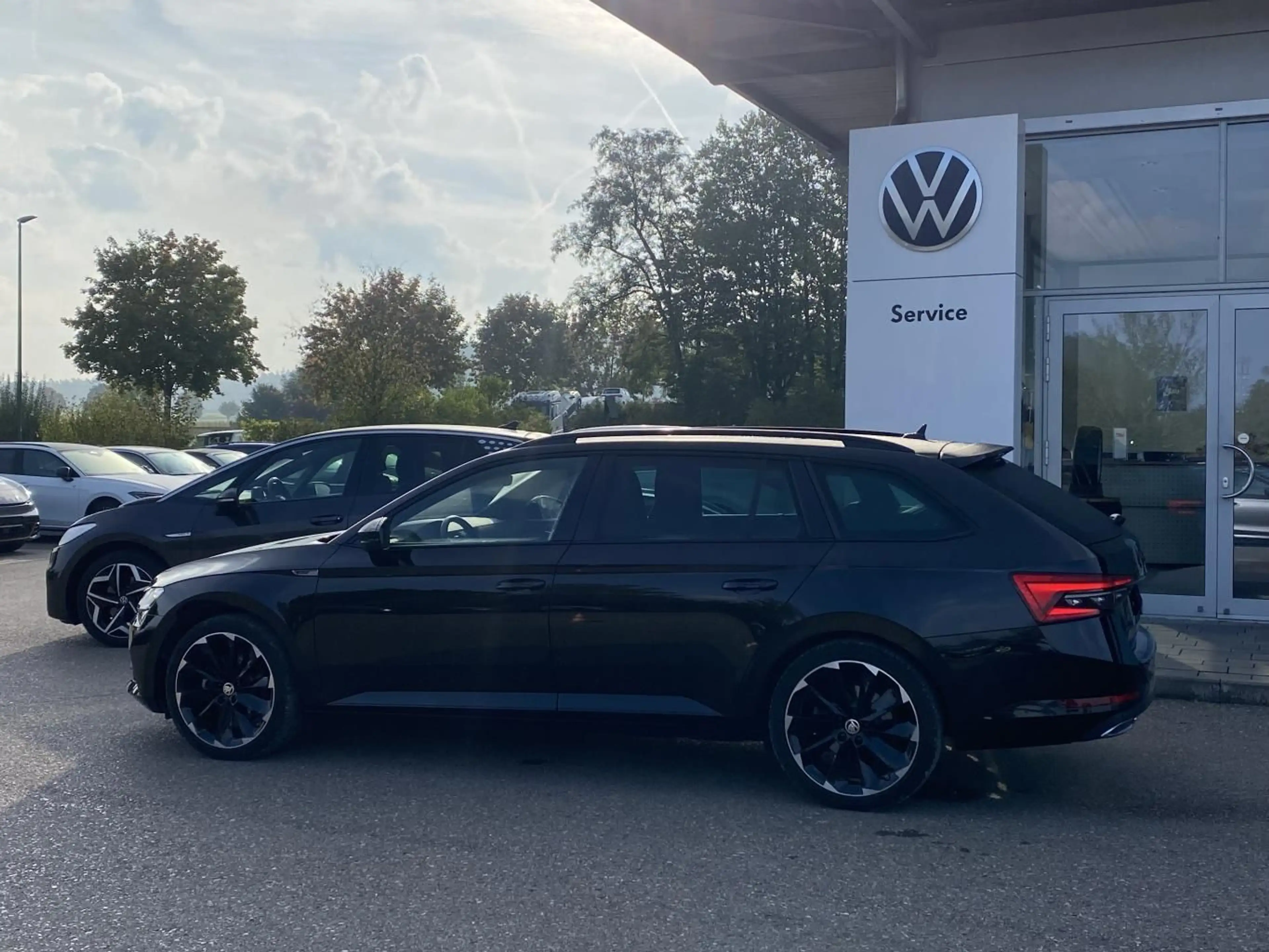 Skoda Superb Combi iV 1.4 TSI DSG SPORTLINE STANDHEIZU — photo 3