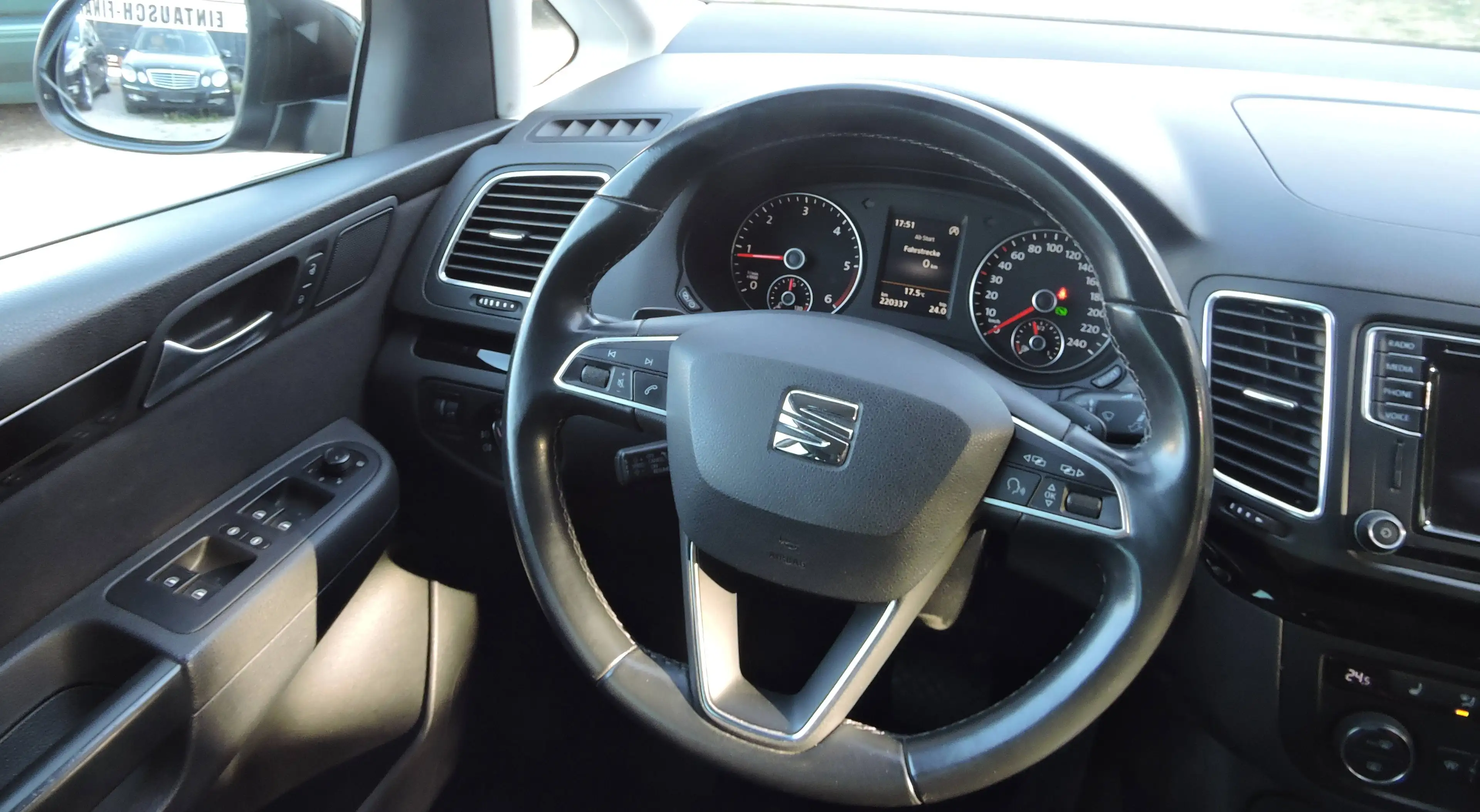 SEAT Alhambra Style  ///  7 Sitzer — photo 14