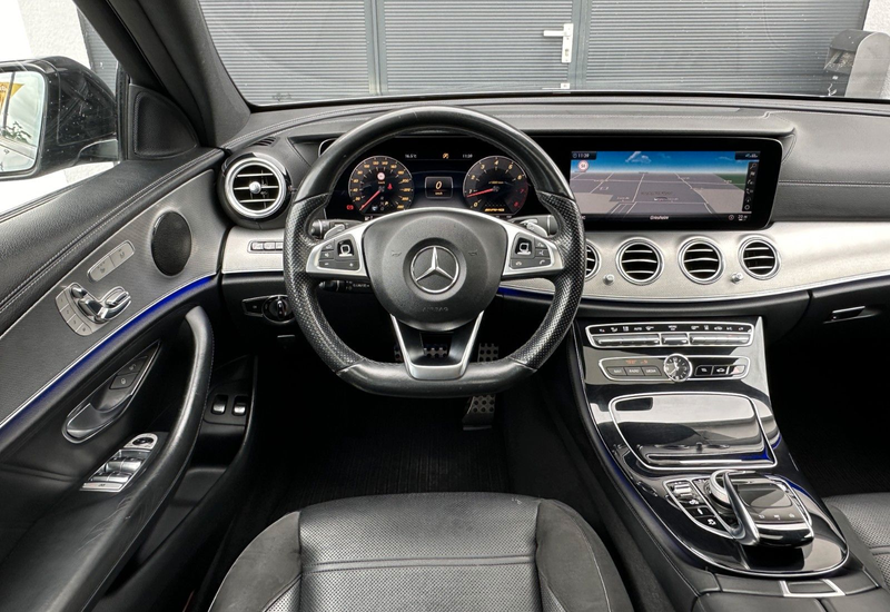 Mercedes-Benz E 43 AMG 4M*S-DACH*MEMORY*AHK*ST-HZ*M-Beam*360° — photo 12