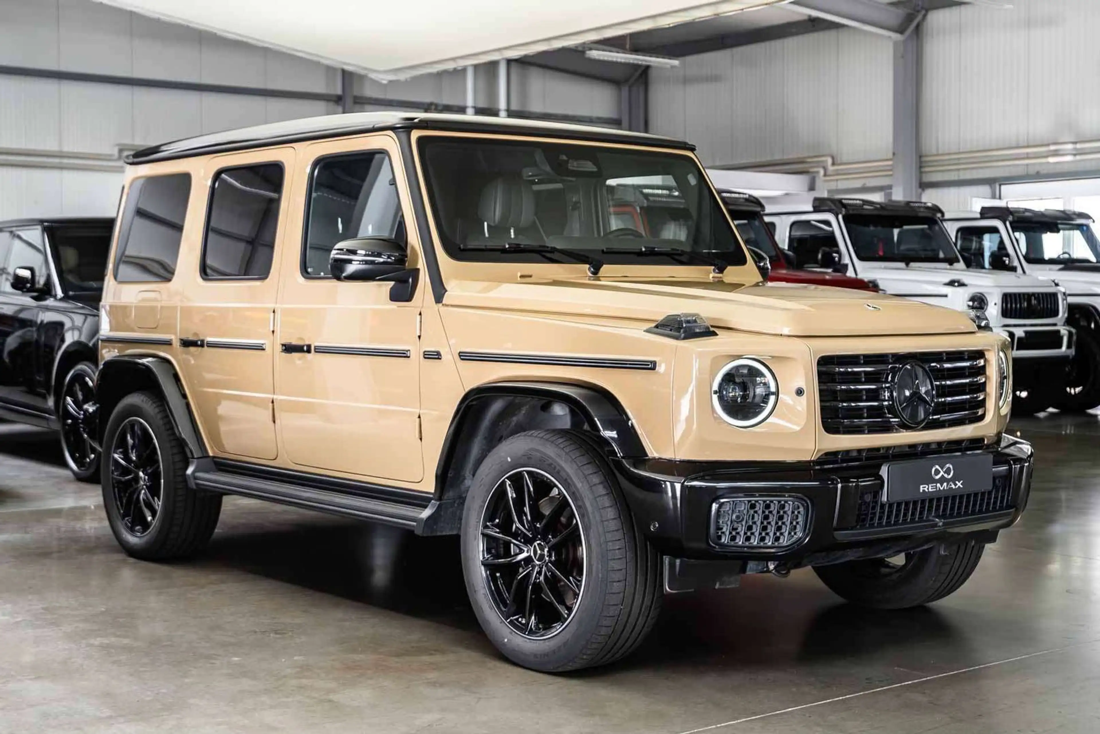 Mercedes-Benz G 500 AMG Line FACELIFT / Superior / Rear DVD — photo 6