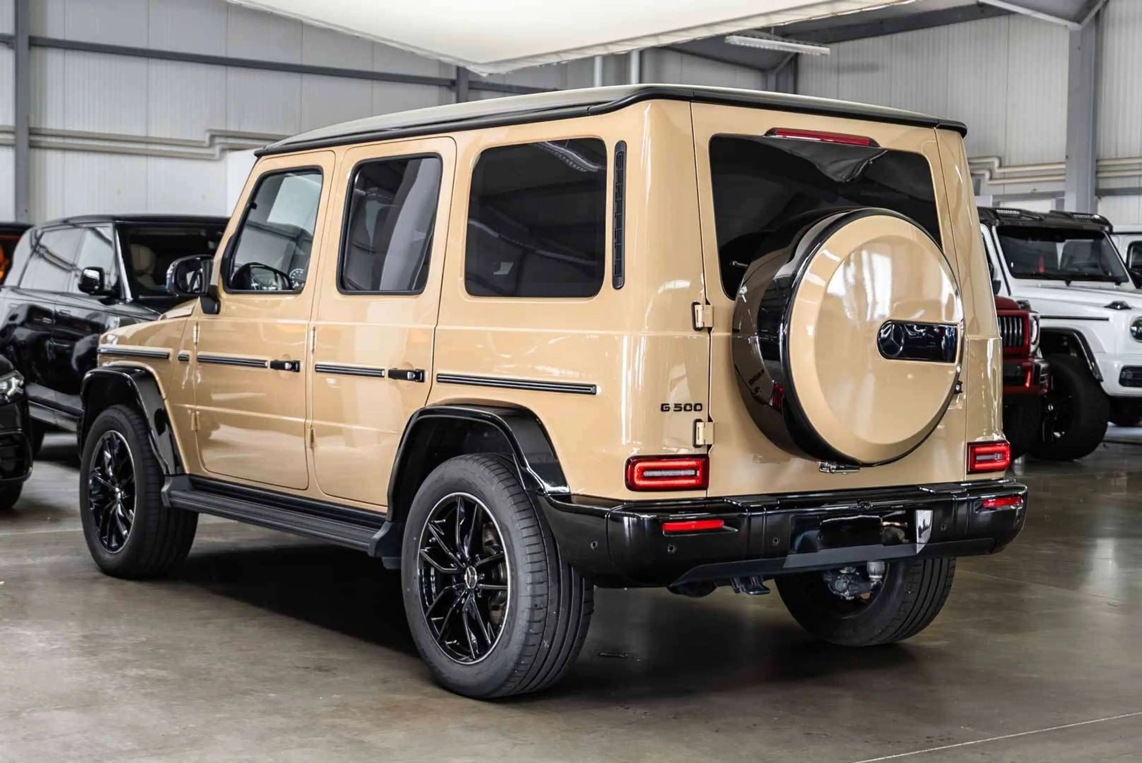Mercedes-Benz G 500 AMG Line FACELIFT / Superior / Rear DVD — photo 9