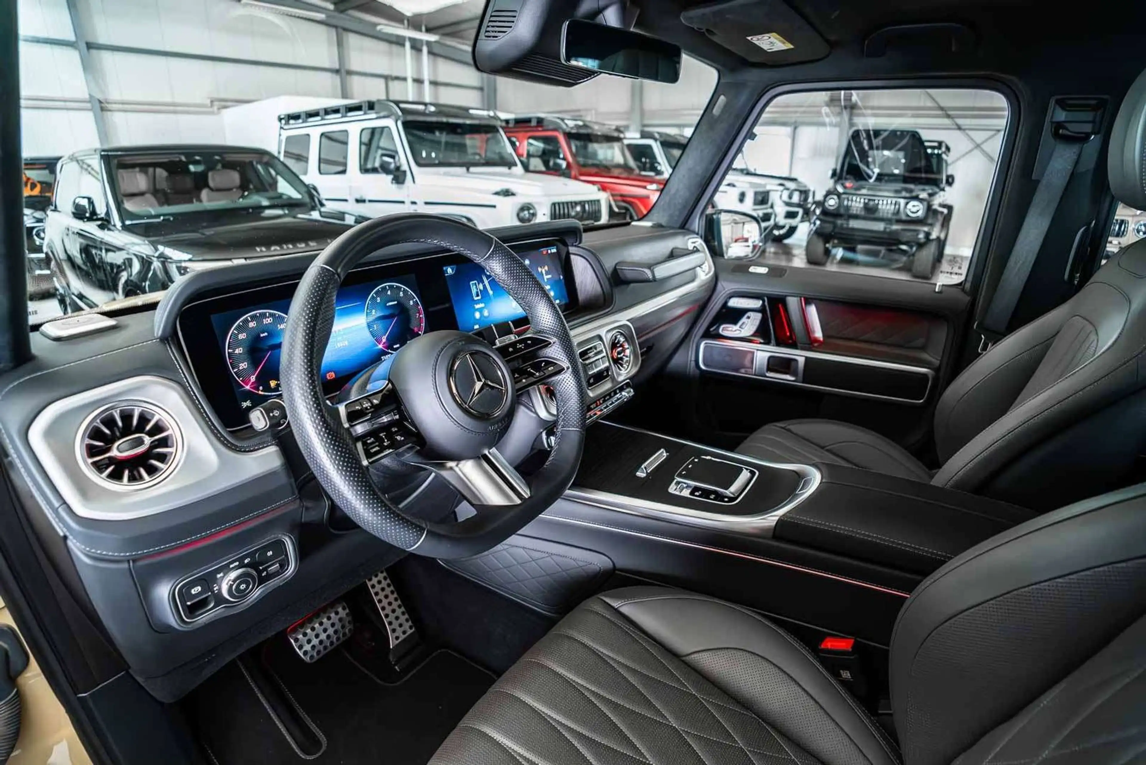 Mercedes-Benz G 500 AMG Line FACELIFT / Superior / Rear DVD — photo 4