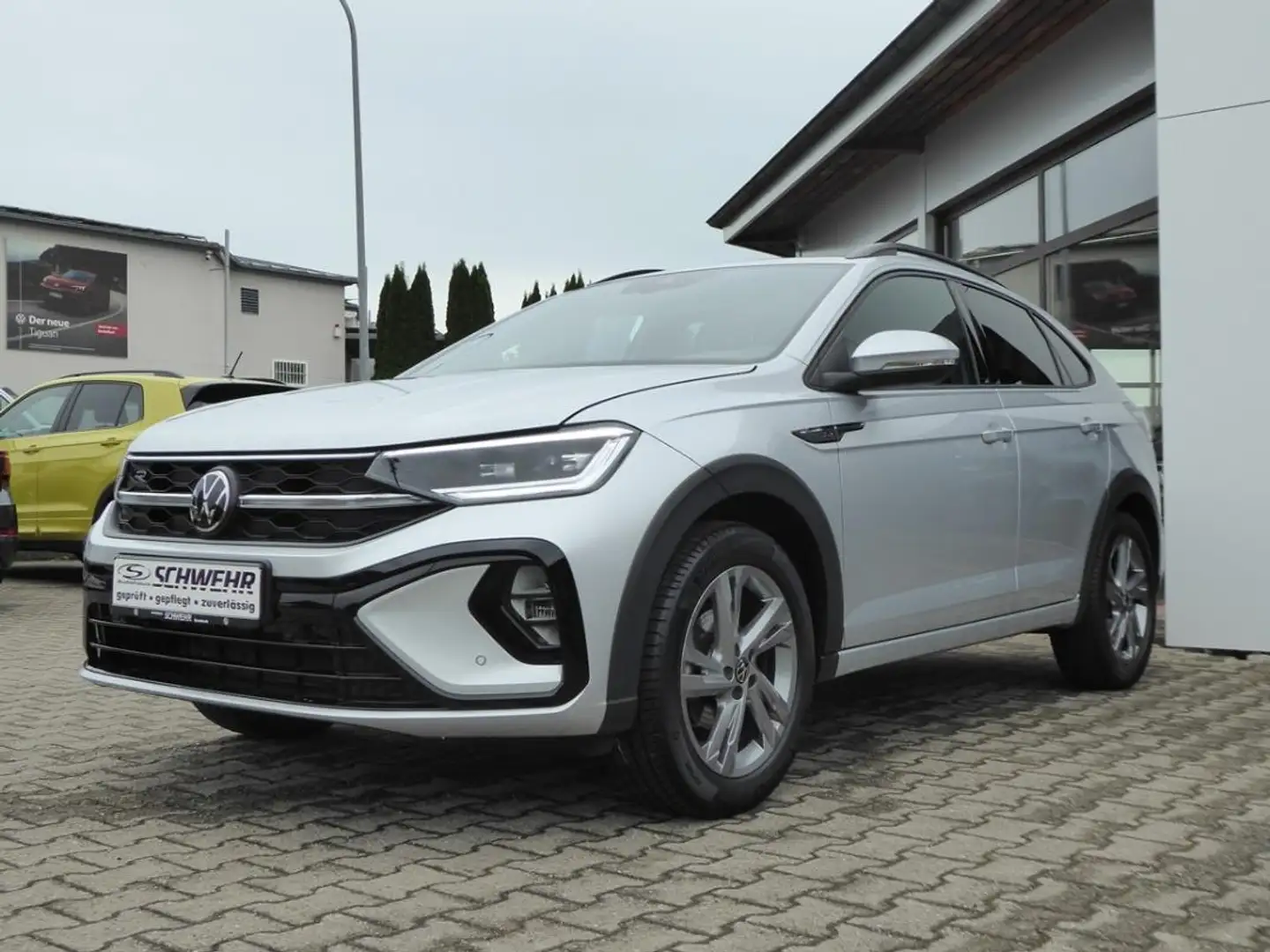 Volkswagen Taigo R-Line 1.0 TSI Silber - 2