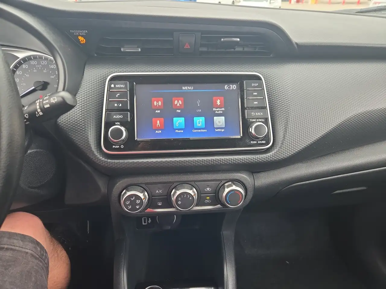 Nissan Kicks снимка Nissan Kicks