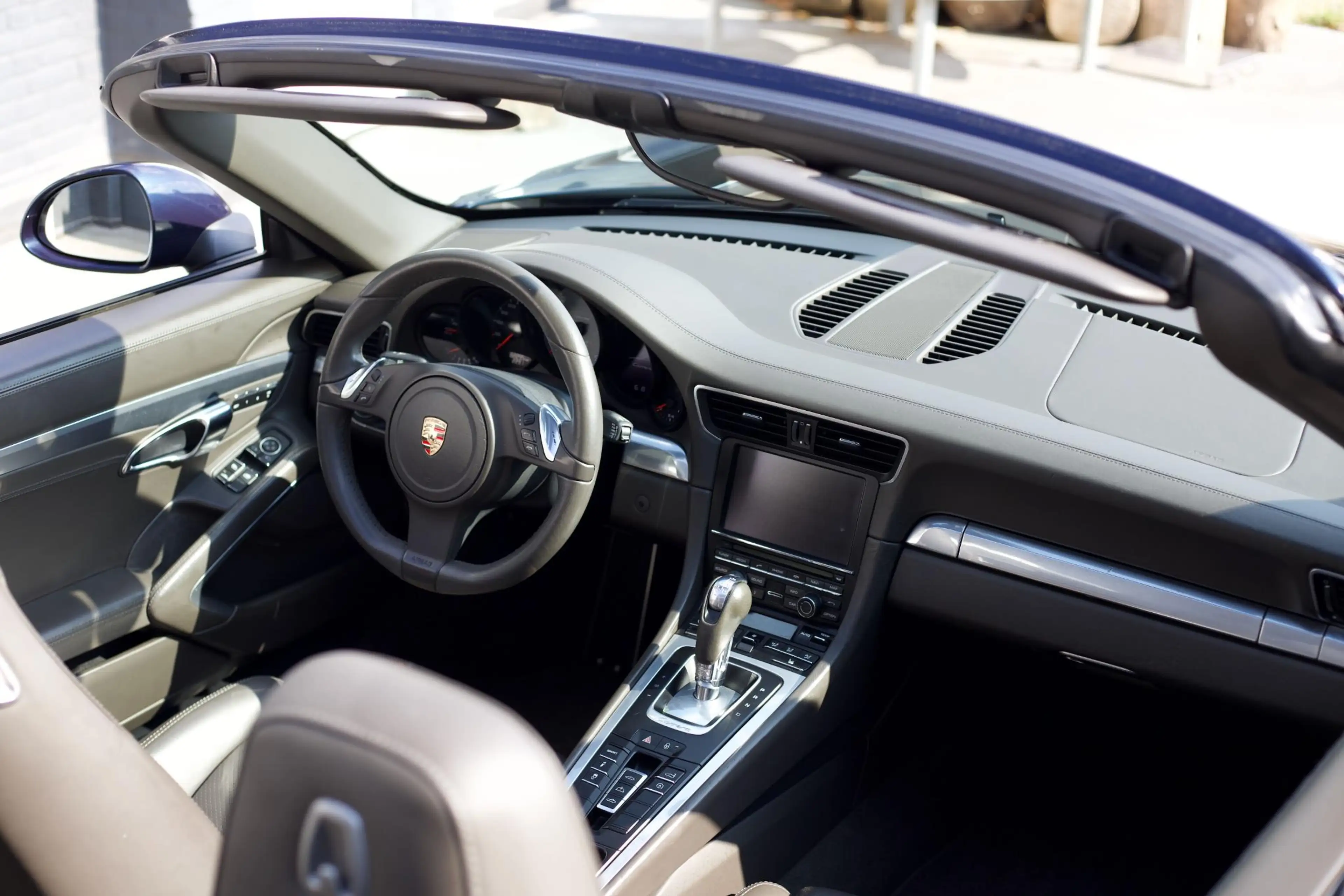 Porsche 991 Cabrio 3.8 Carrera S — photo 18