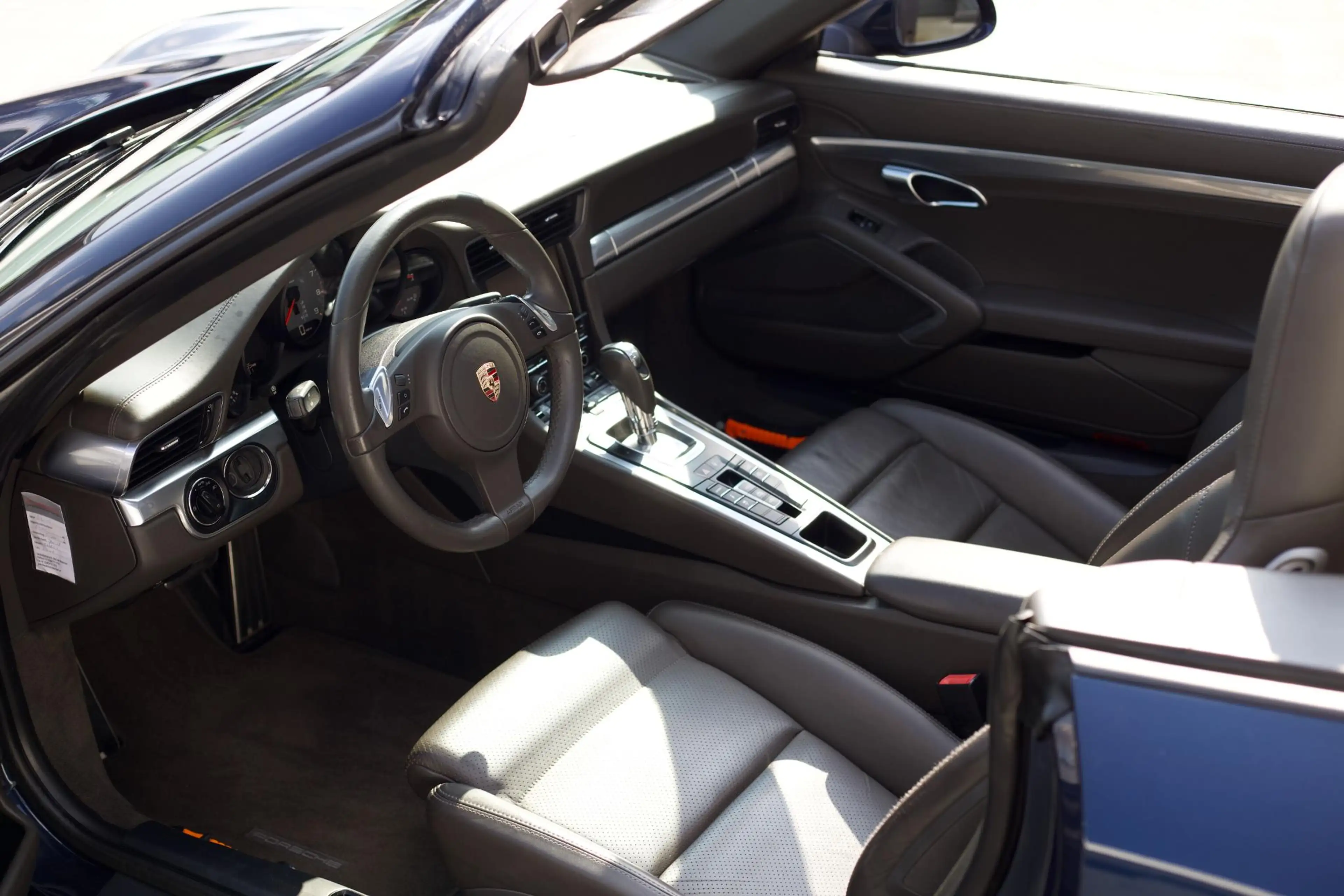 Porsche 991 Cabrio 3.8 Carrera S — photo 11
