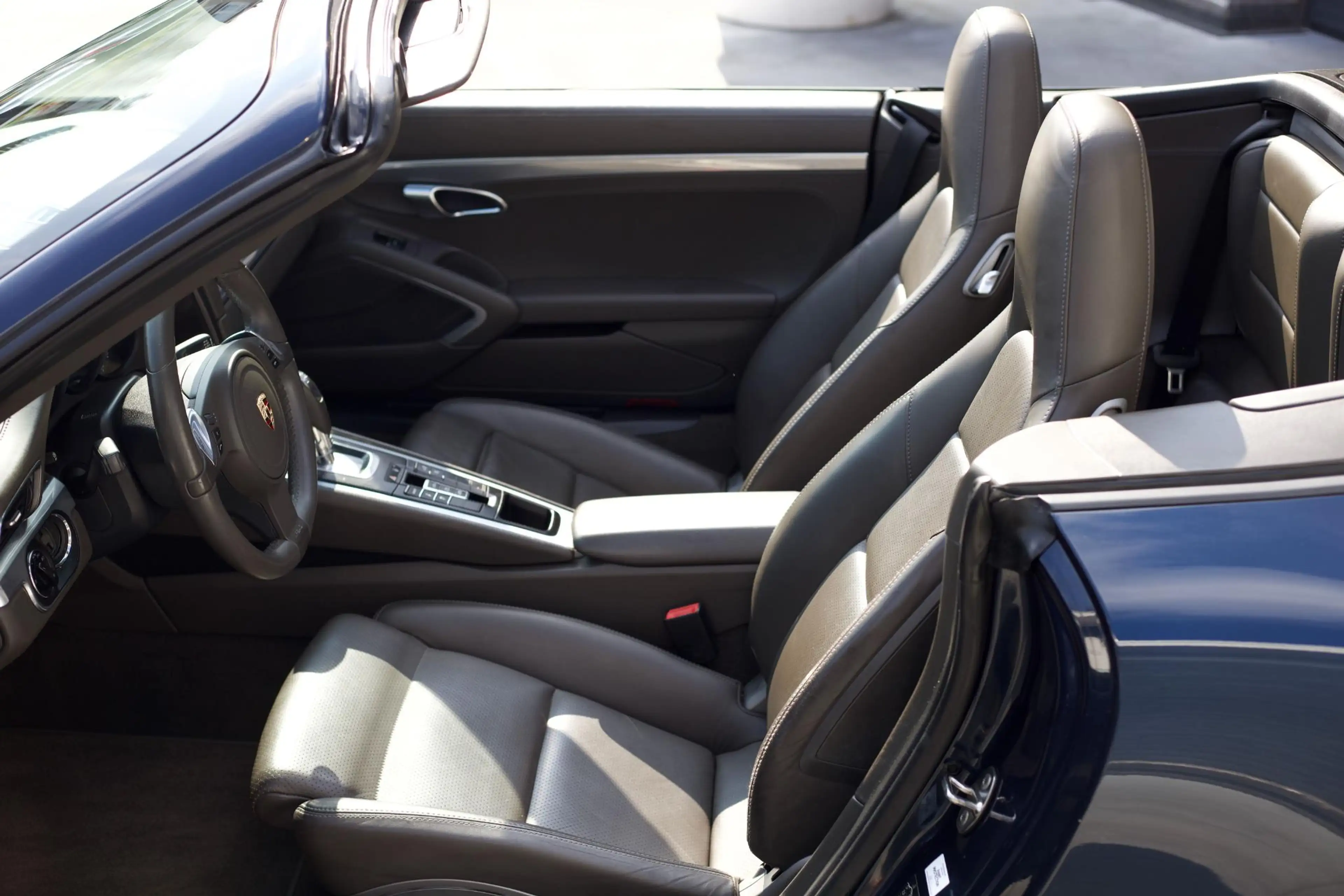 Porsche 991 Cabrio 3.8 Carrera S — photo 12