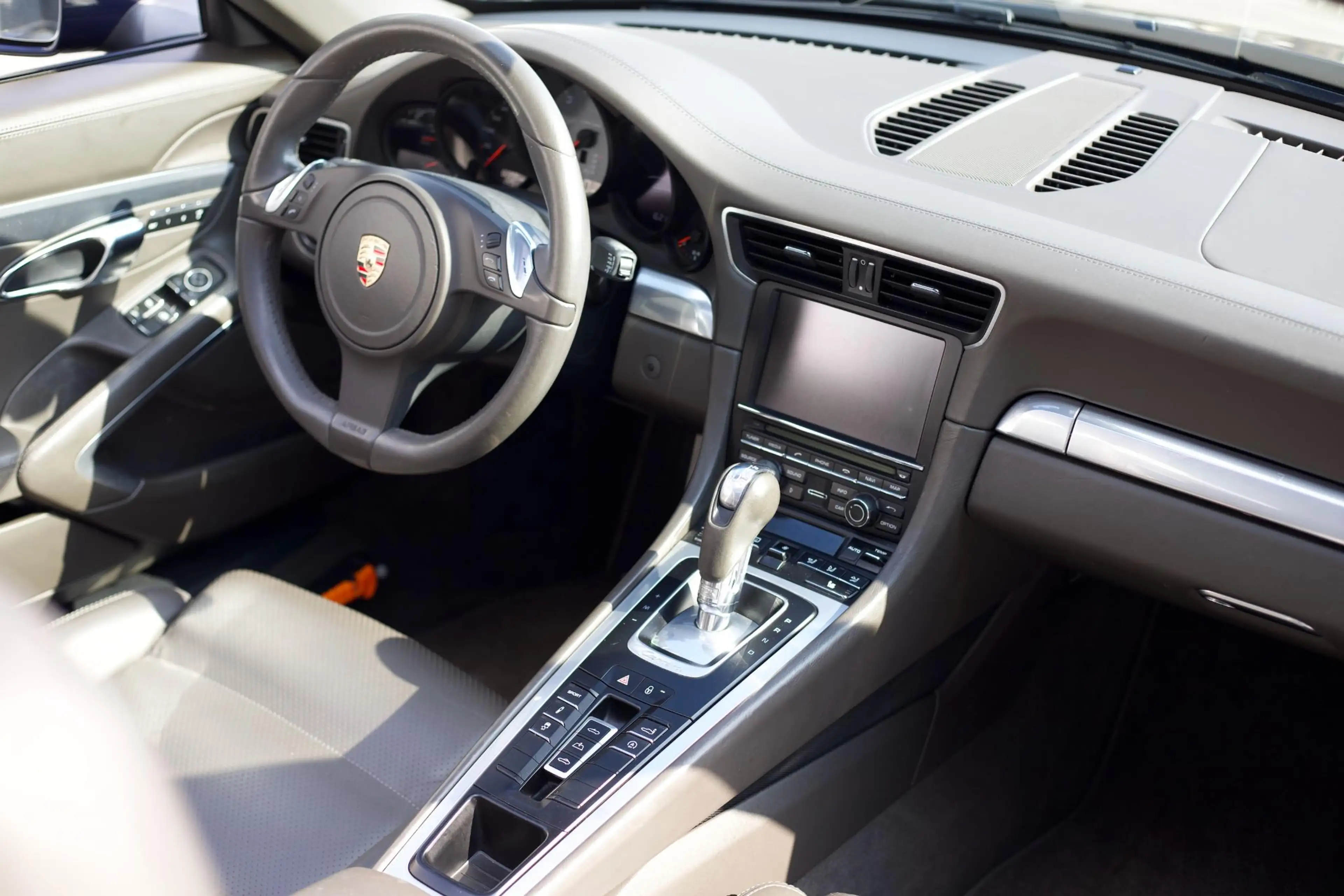 Porsche 991 Cabrio 3.8 Carrera S — photo 16