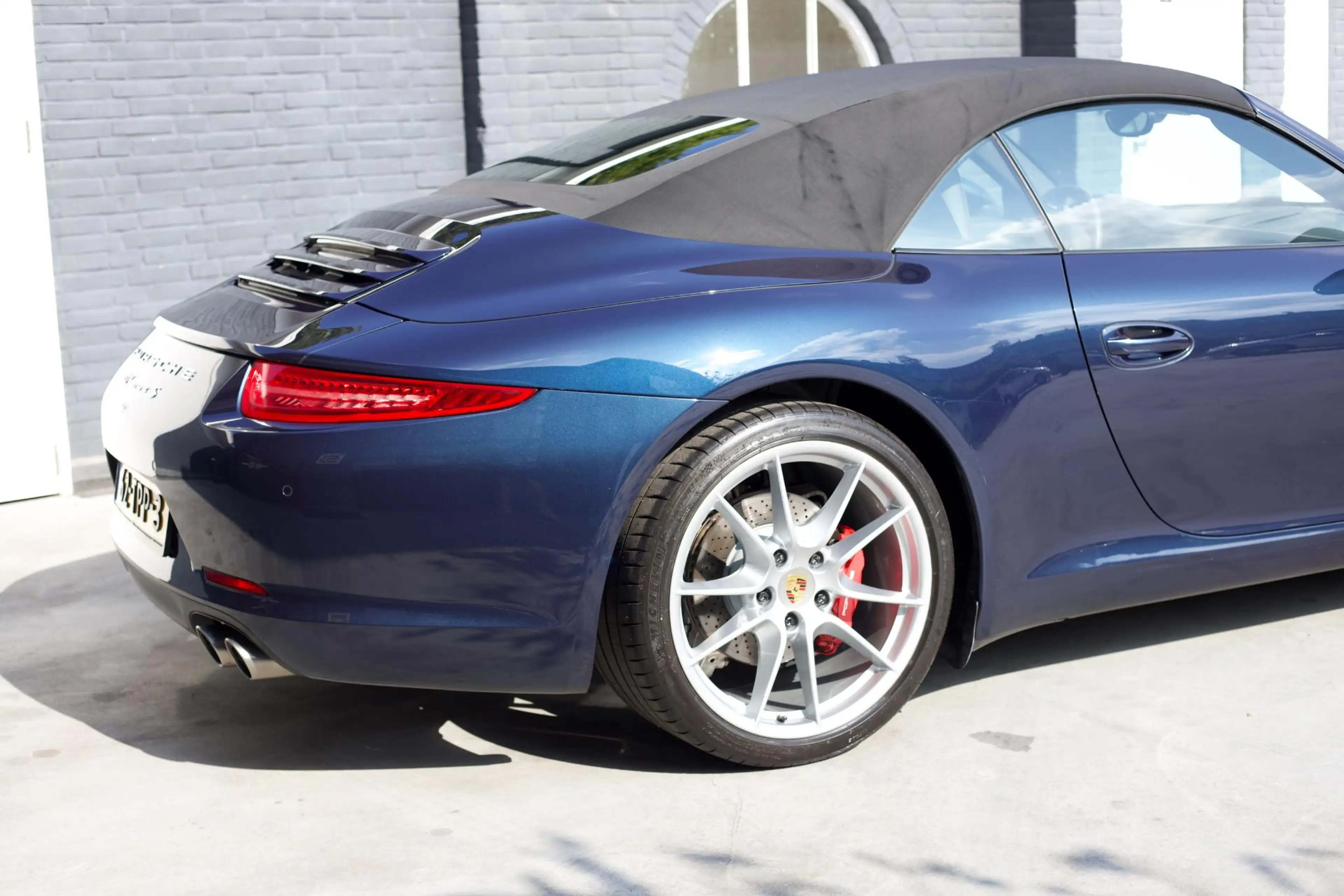 Porsche 991 Cabrio 3.8 Carrera S — photo 4