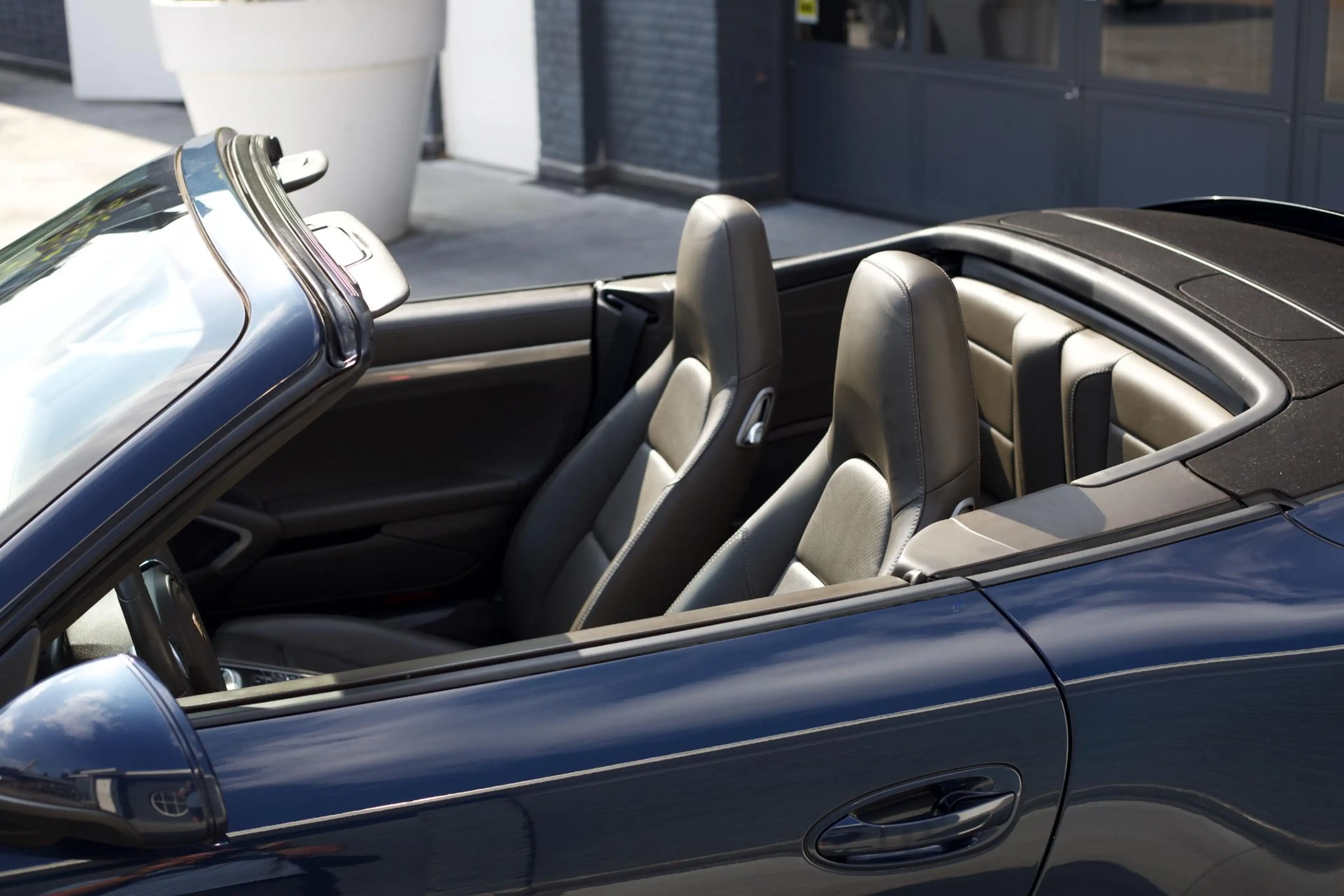 Porsche 991 Cabrio 3.8 Carrera S — photo 14