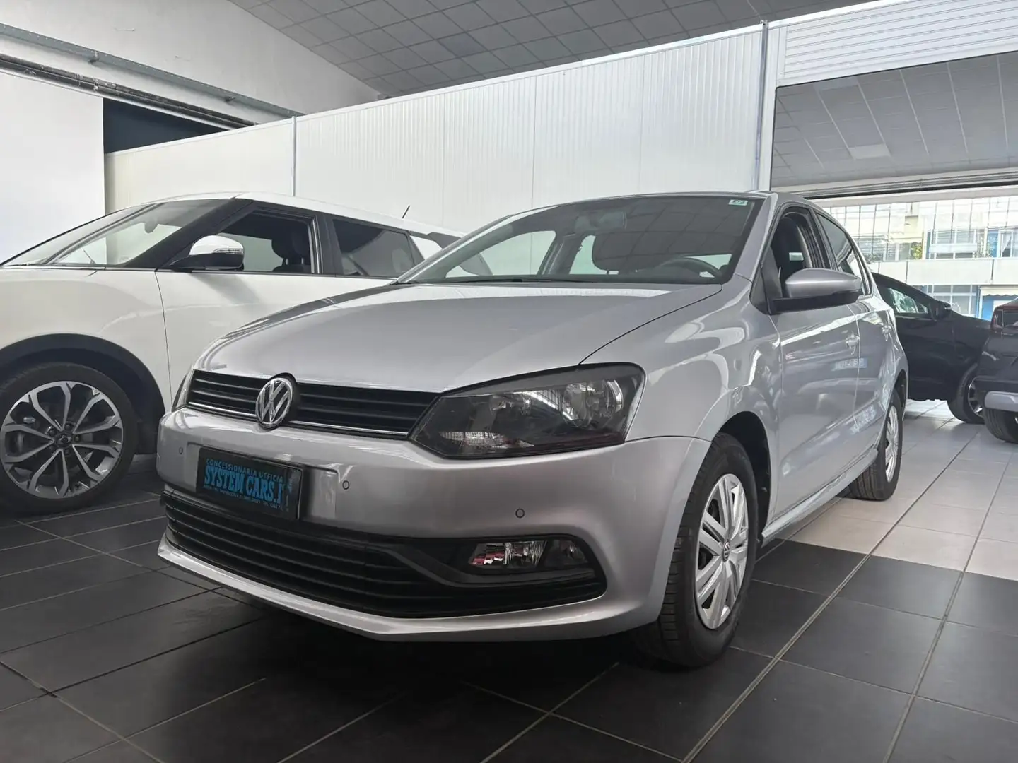 Volkswagen Polo POLO 1.0 MPI 5P. BUSINESS - OK NEOP. Grigio - 1