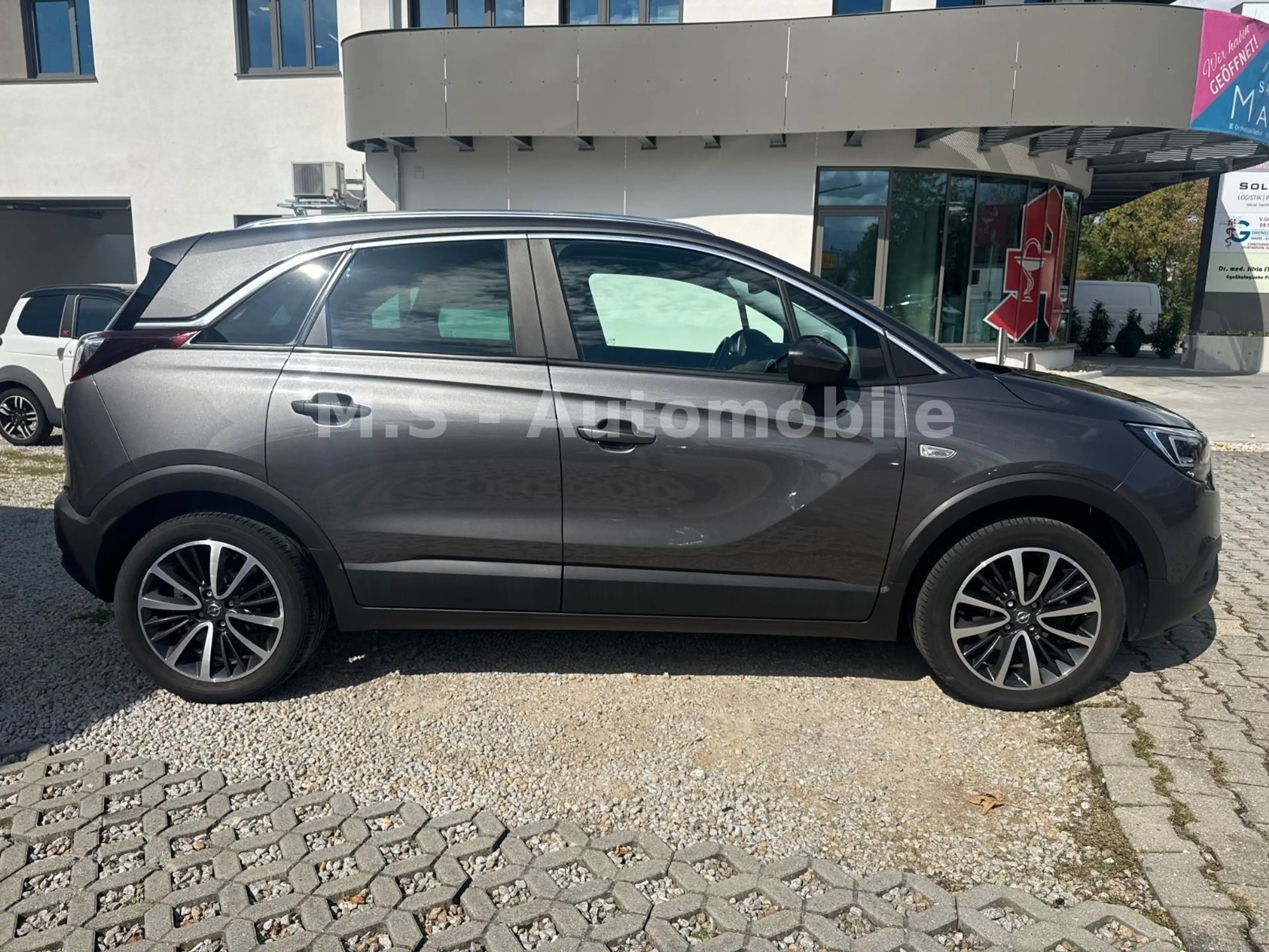Opel Crossland X Innovation*LED*Navi*DAB*Touch*SHZ* — photo 6