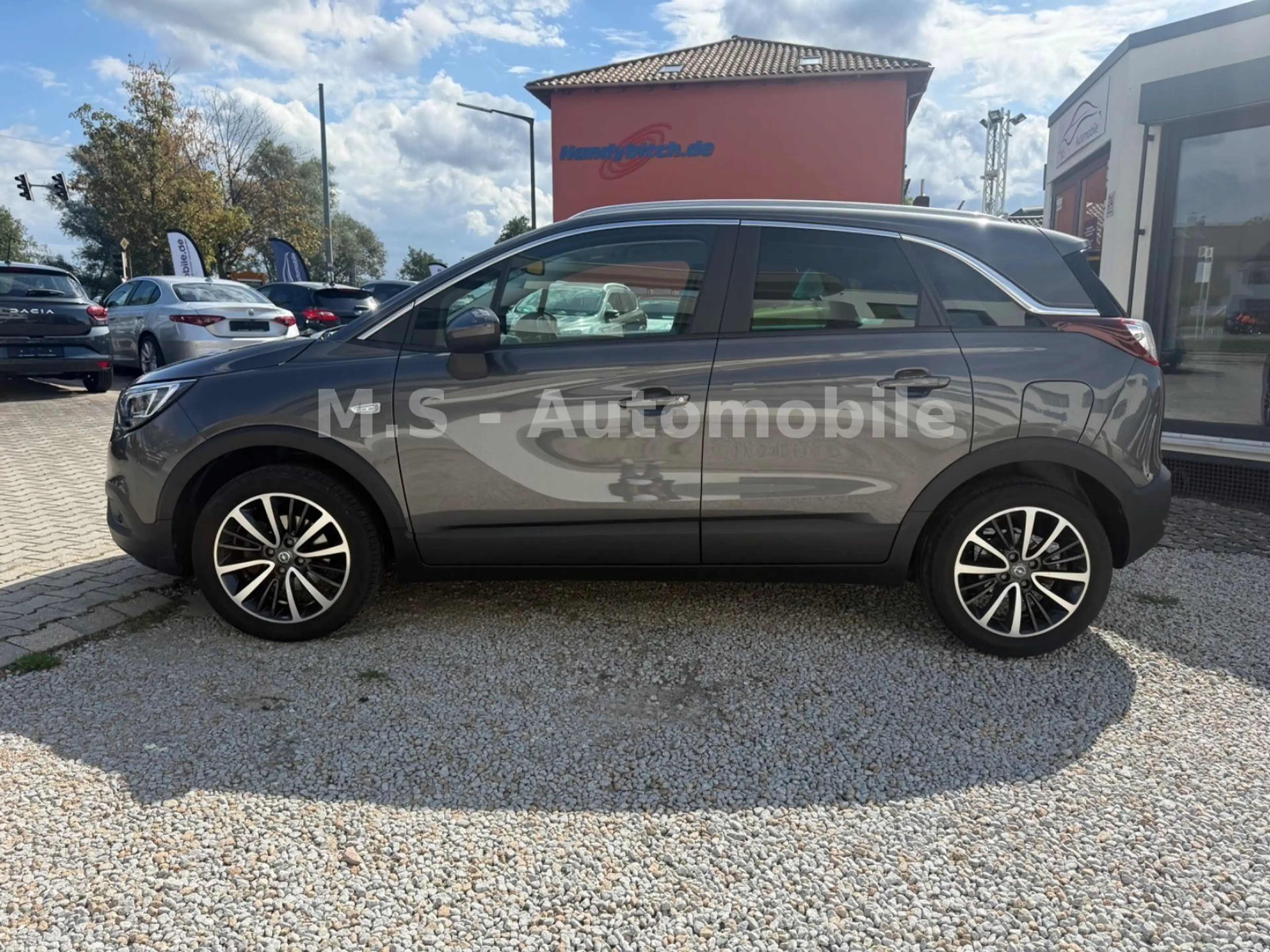 Opel Crossland X Innovation*LED*Navi*DAB*Touch*SHZ* — photo 2