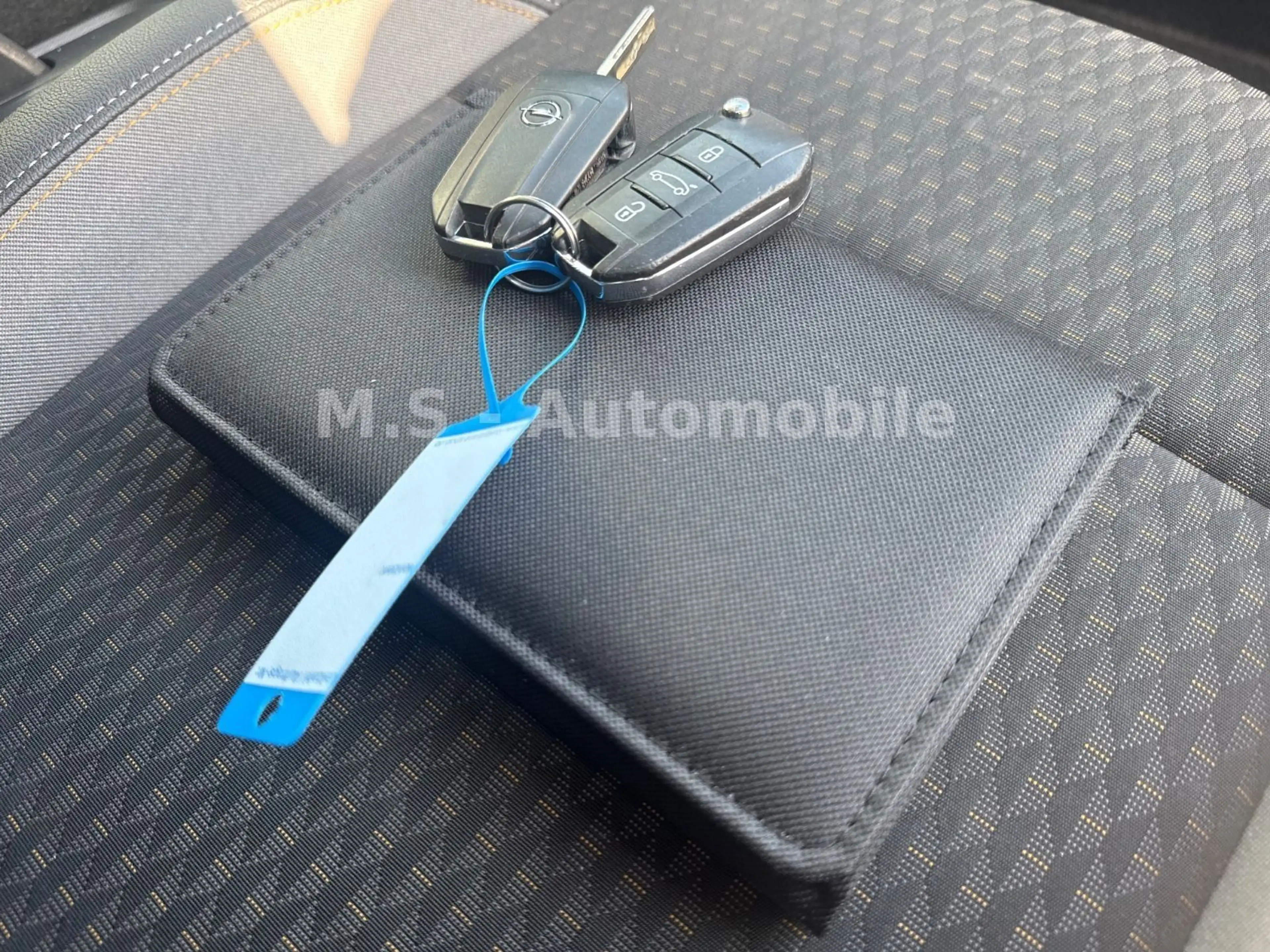 Opel Crossland X Innovation*LED*Navi*DAB*Touch*SHZ* — photo 13