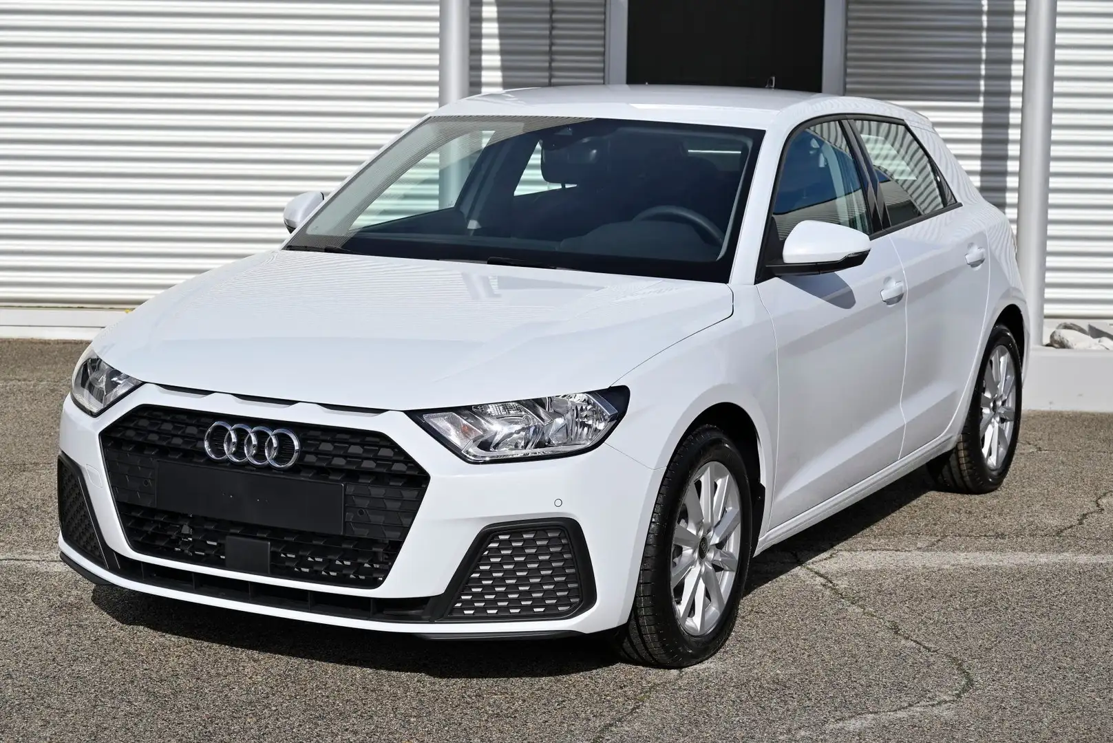 Audi A1 Sportback 1.0 (30) Tfsi 116cv Business Weiß - 1