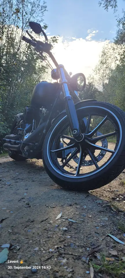 Harley-Davidson Breakout