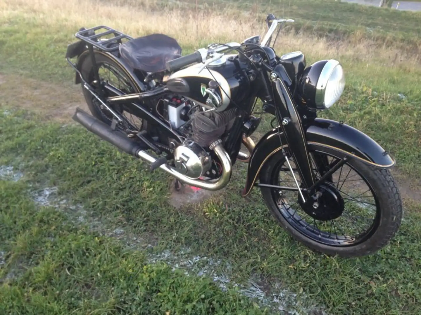 DKW SB 500 Czarny - 1