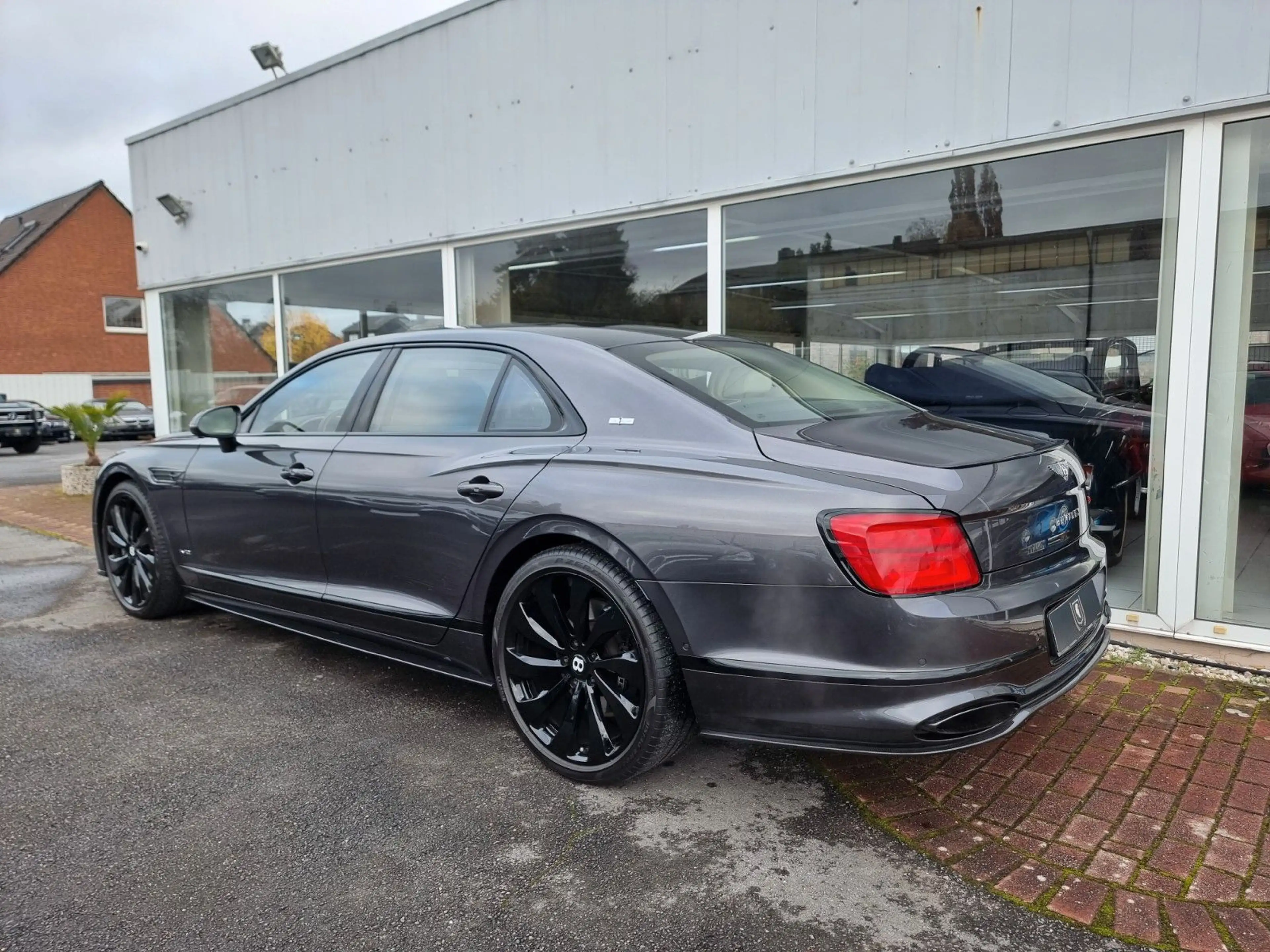 Bentley Flying Spur 6.0 W12/Full options/UPE 340tEur/1A — photo 5