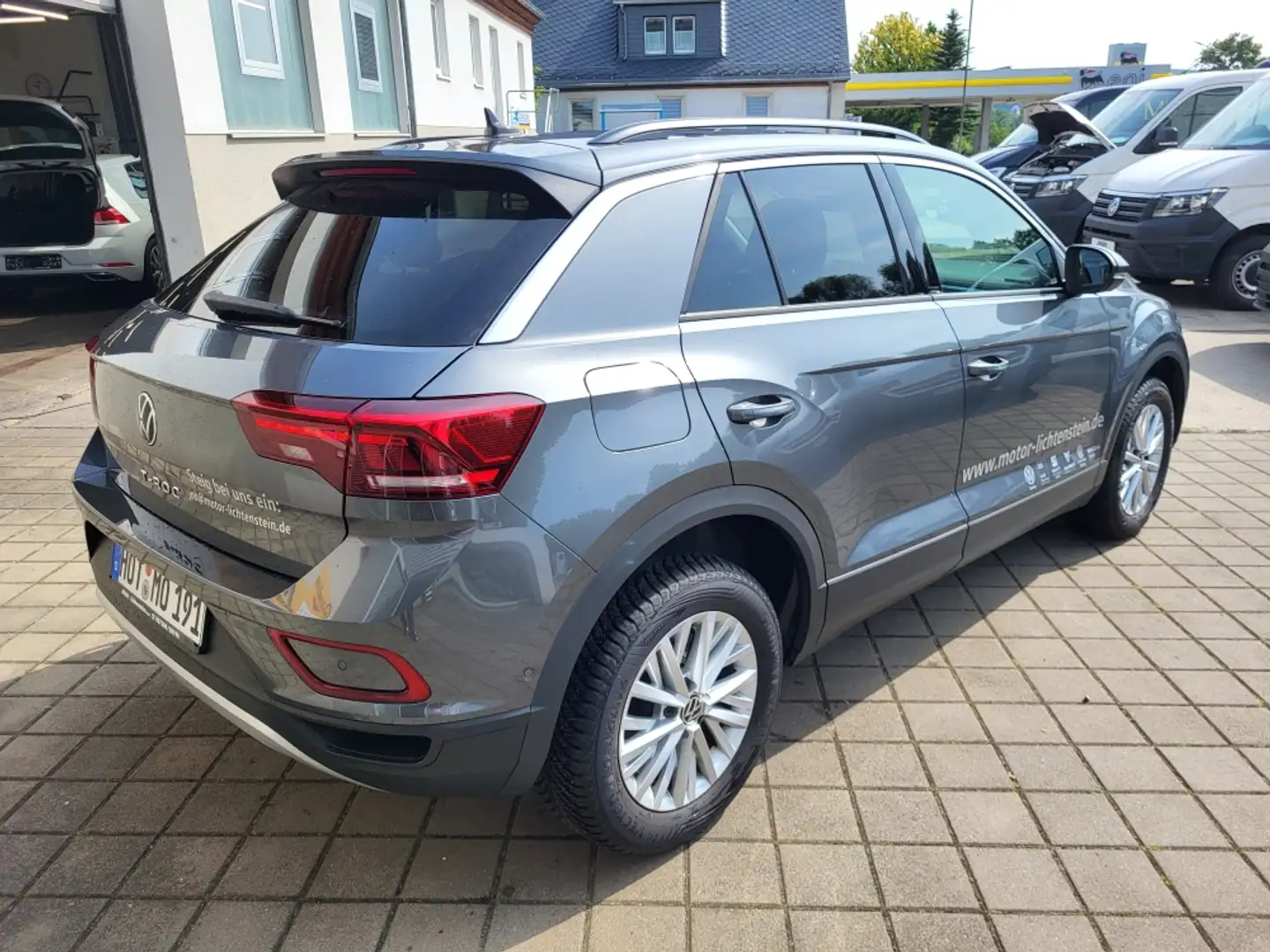 Volkswagen T-Roc Life 16"LM 2AC+ Navi WiPak LED App L&S PLA Grau - 2